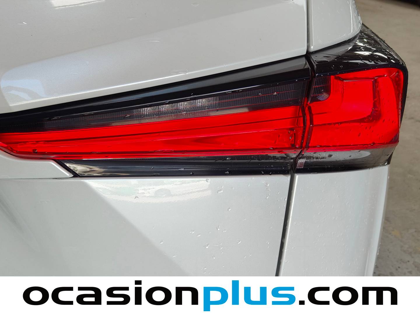 Lexus NX Lexus NX 300h Business Navigation 2WD (197 CV) al mejor precio