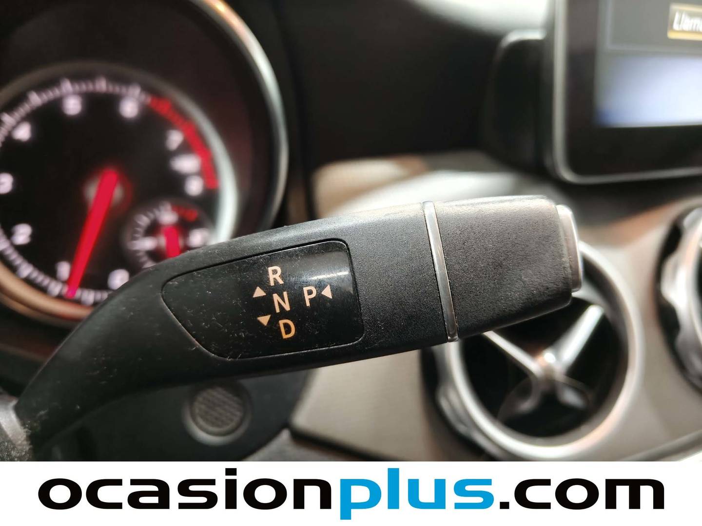 Foto Mercedes GLA Mercedes-Benz GLA GLA 180 (122 CV)