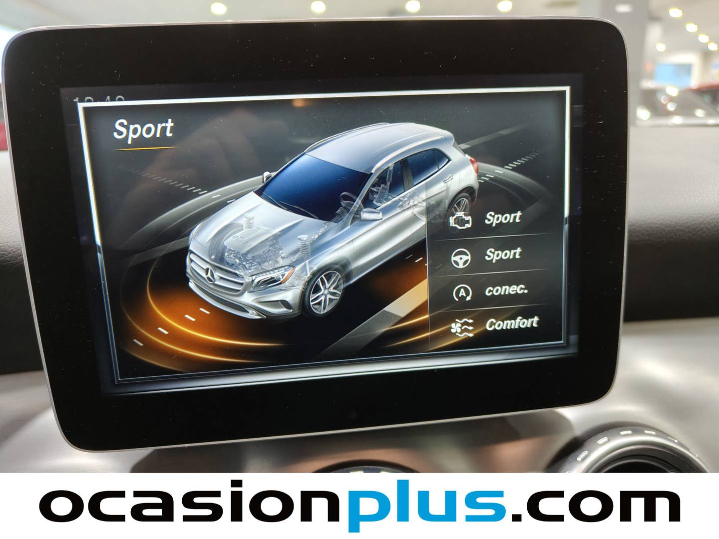 Foto Mercedes GLA Mercedes-Benz GLA 220 d AMG Line 4Matic (177 CV)