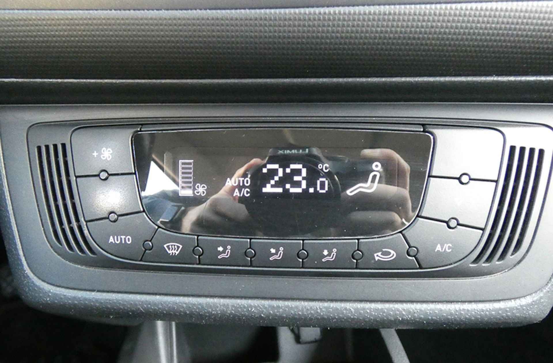SEAT Ibiza SC SC 2.0 TDI FR - foto 24
