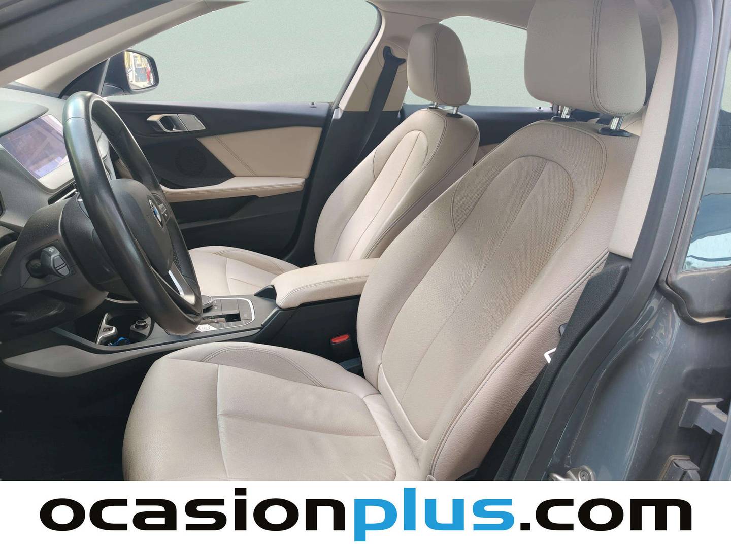 Foto asientos delanteros BMW Serie 2 BMW Serie 2 216d Gran Coupe (116 CV)