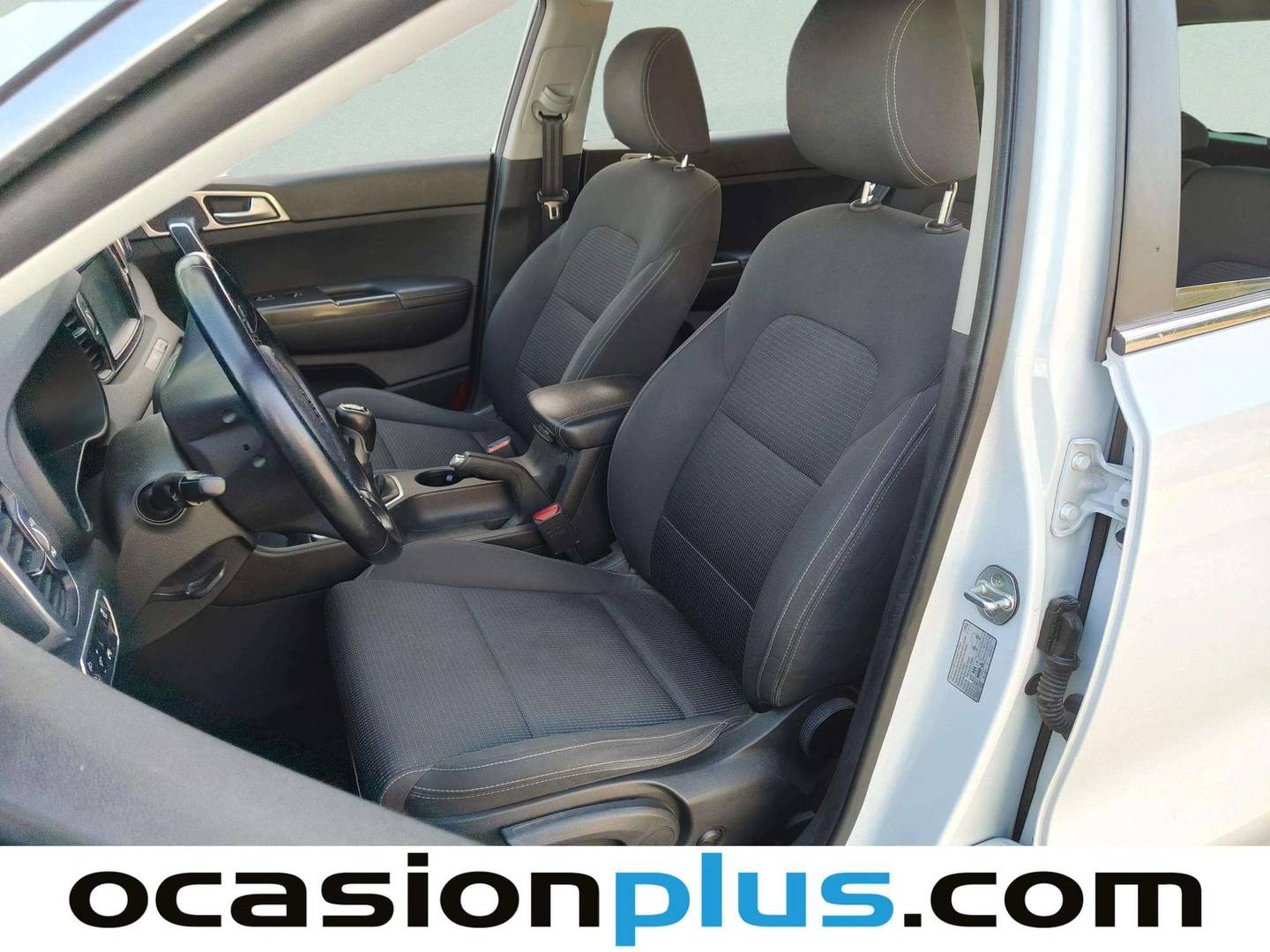 Foto asientos delanteros KIA Sportage KIA Sportage 1.7 CRDi VGT Eco-Dynamics x-Tech17 4x2 (115 CV)
