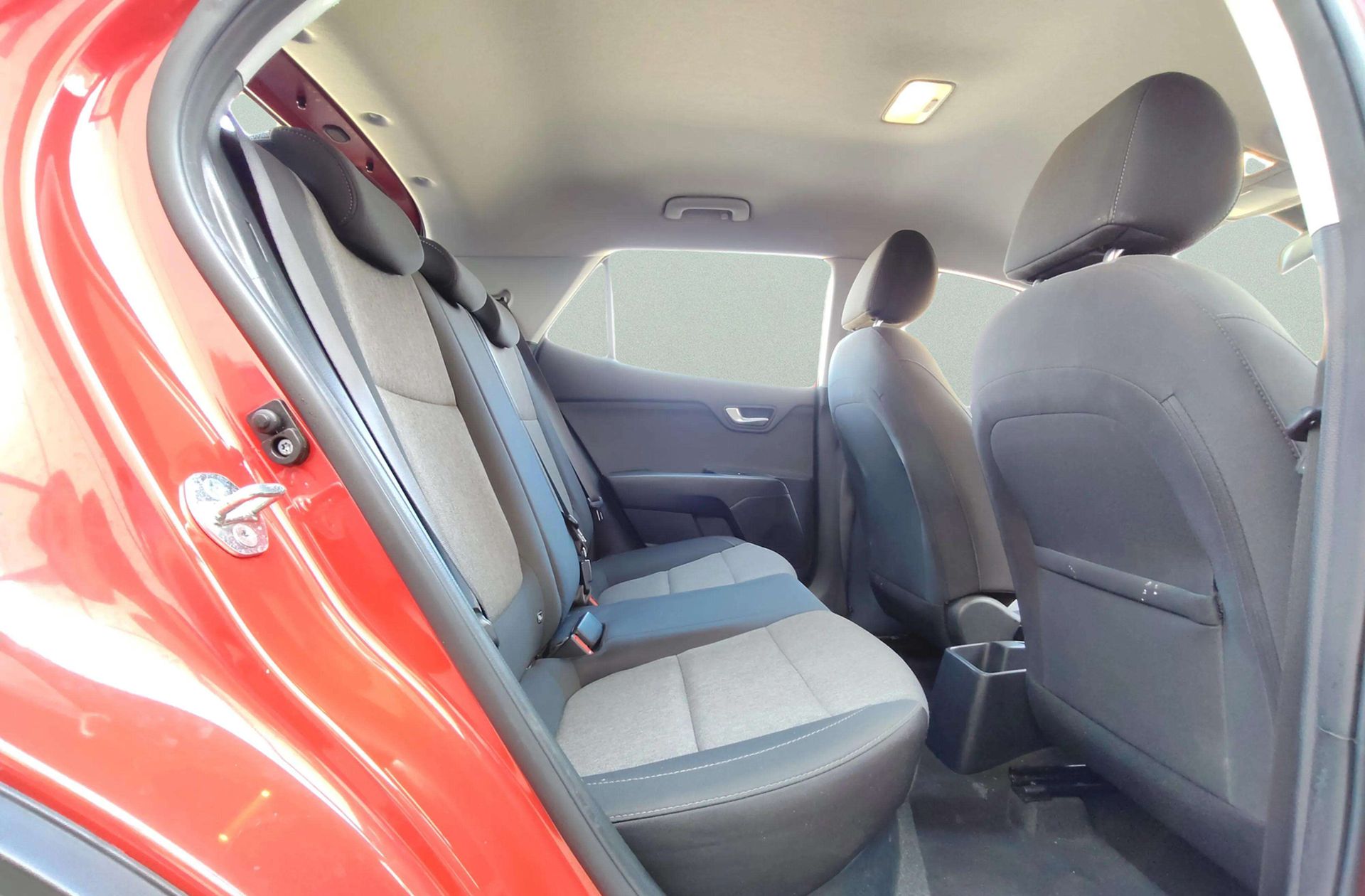 Kia Stonic 1.0 T-GDi Drive - foto 16