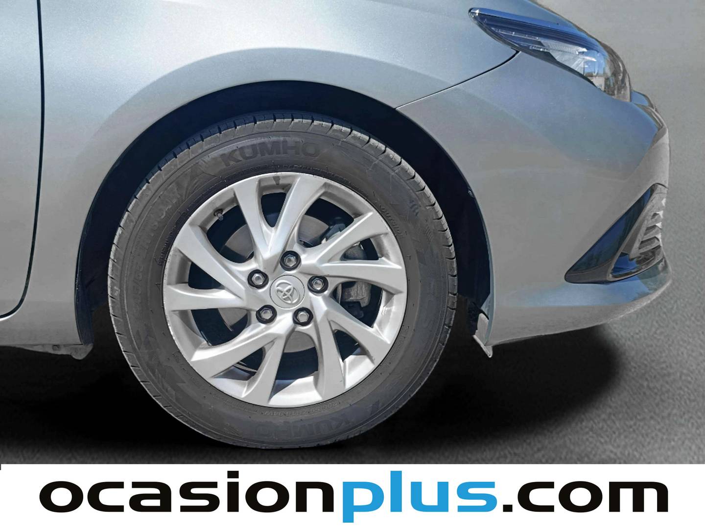 Acabados Toyota Auris Toyota Auris 120T Active (116 CV)