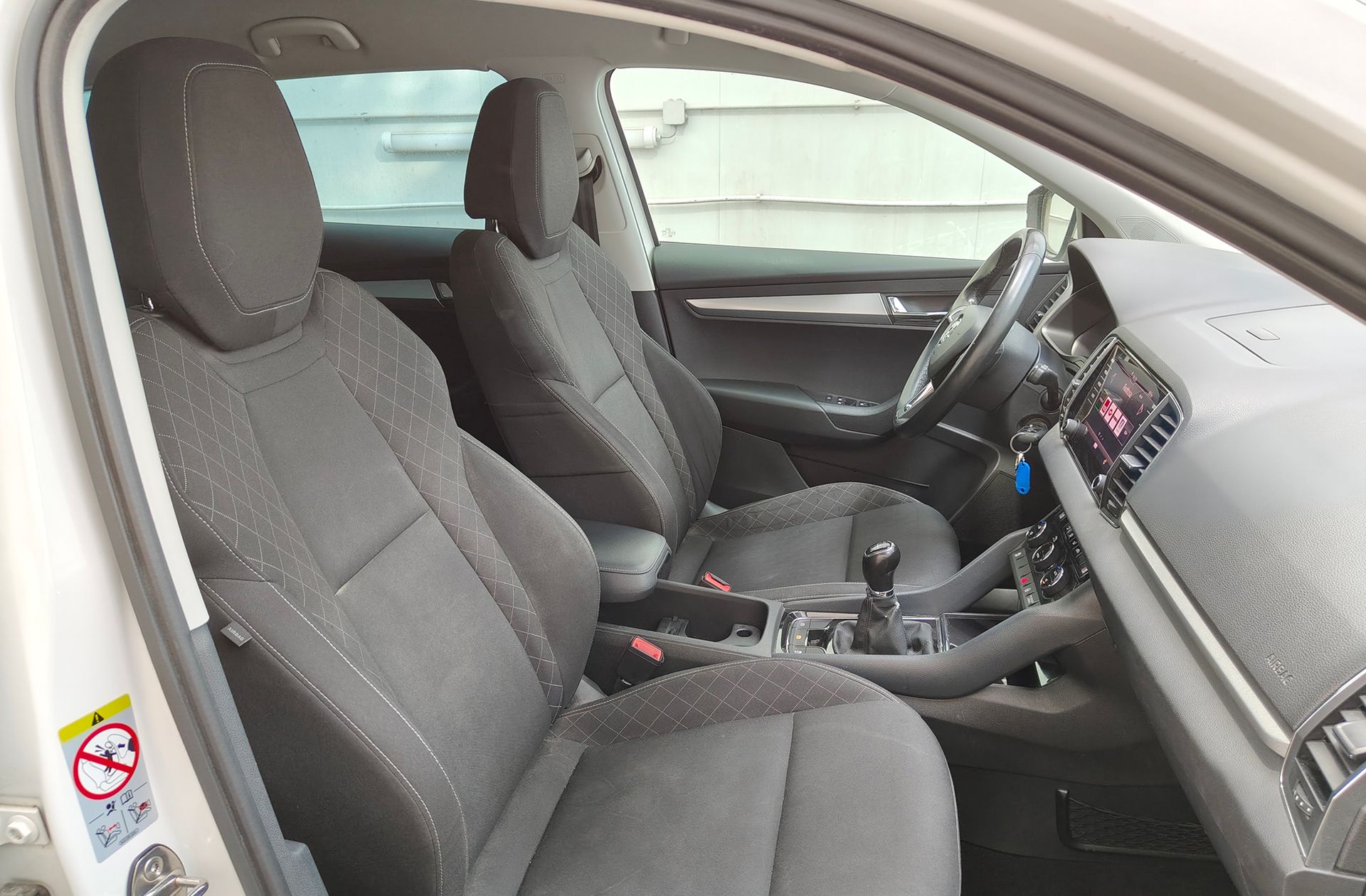 Škoda Karoq 1.0 TSI Ambition - foto 18