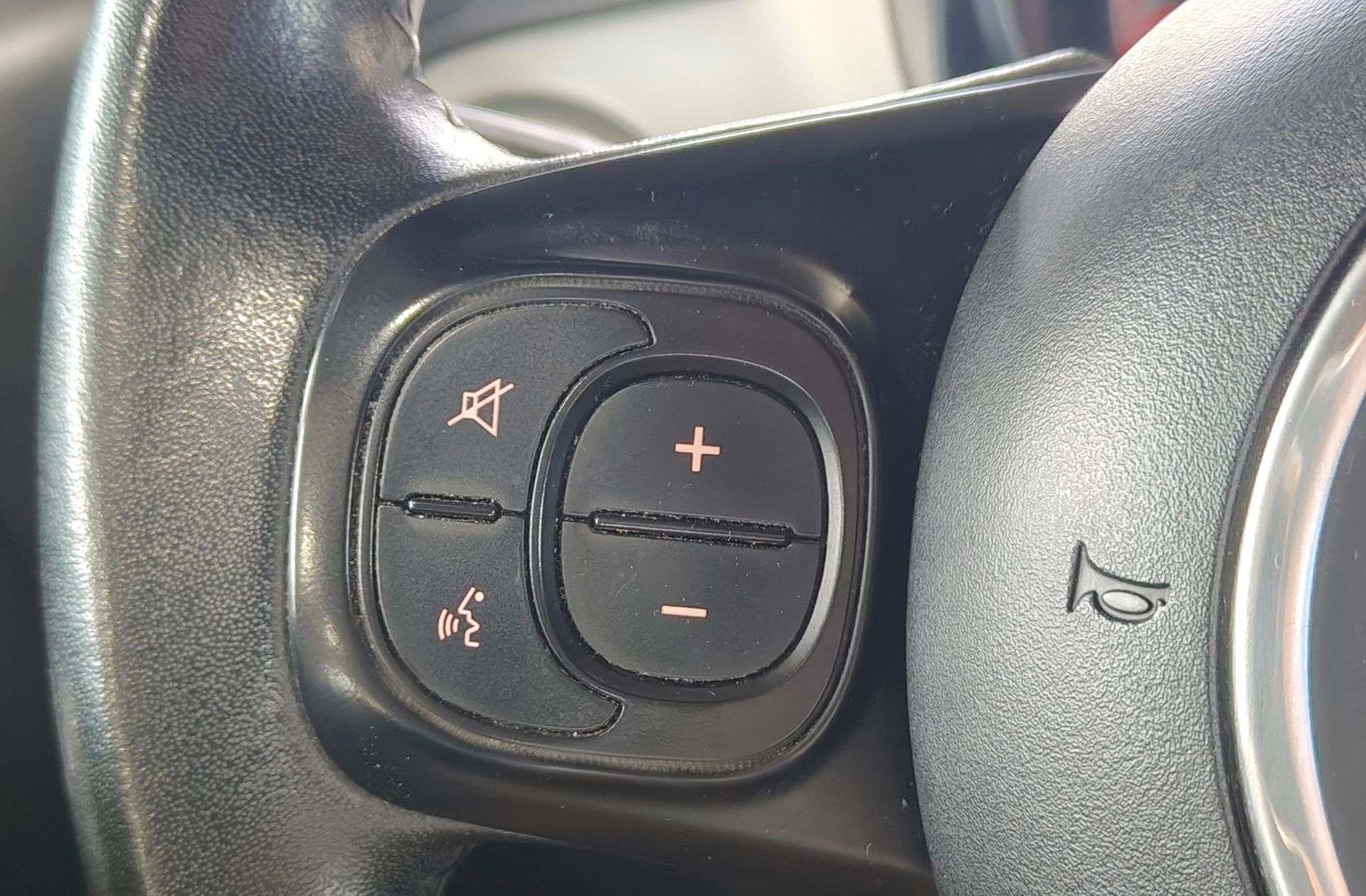 Fiat 500 1.0 Hybrid Sport - foto 24