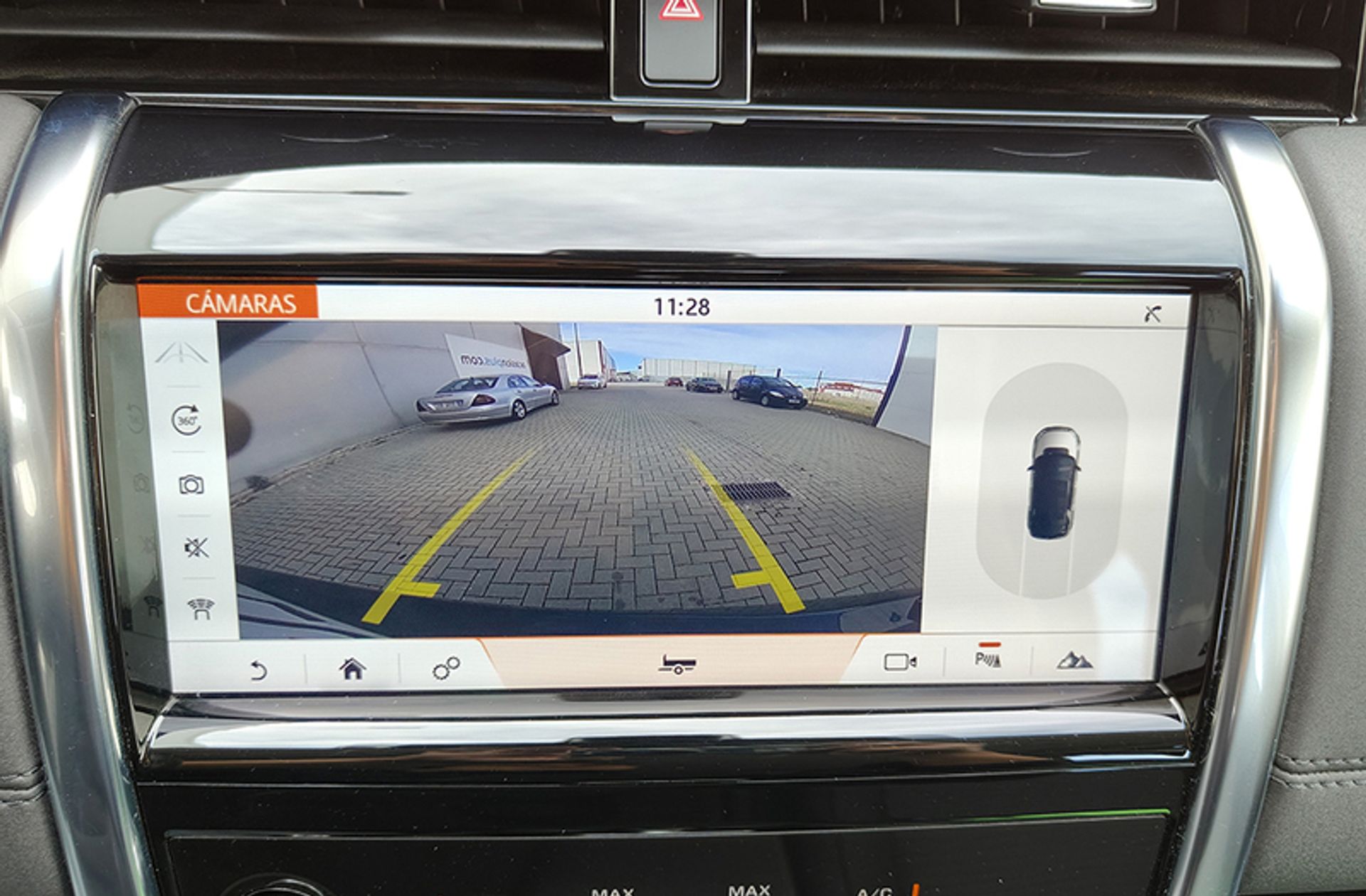 Land Rover Discovery Sport 2.0D SD4 MHEV Standard AWD - foto 7