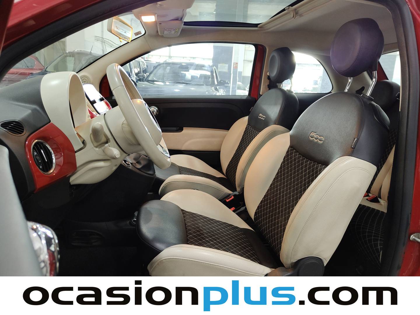 Foto asientos delanteros Fiat 500 Fiat 500 1.0 Hybrid Dolcevita (70 CV)