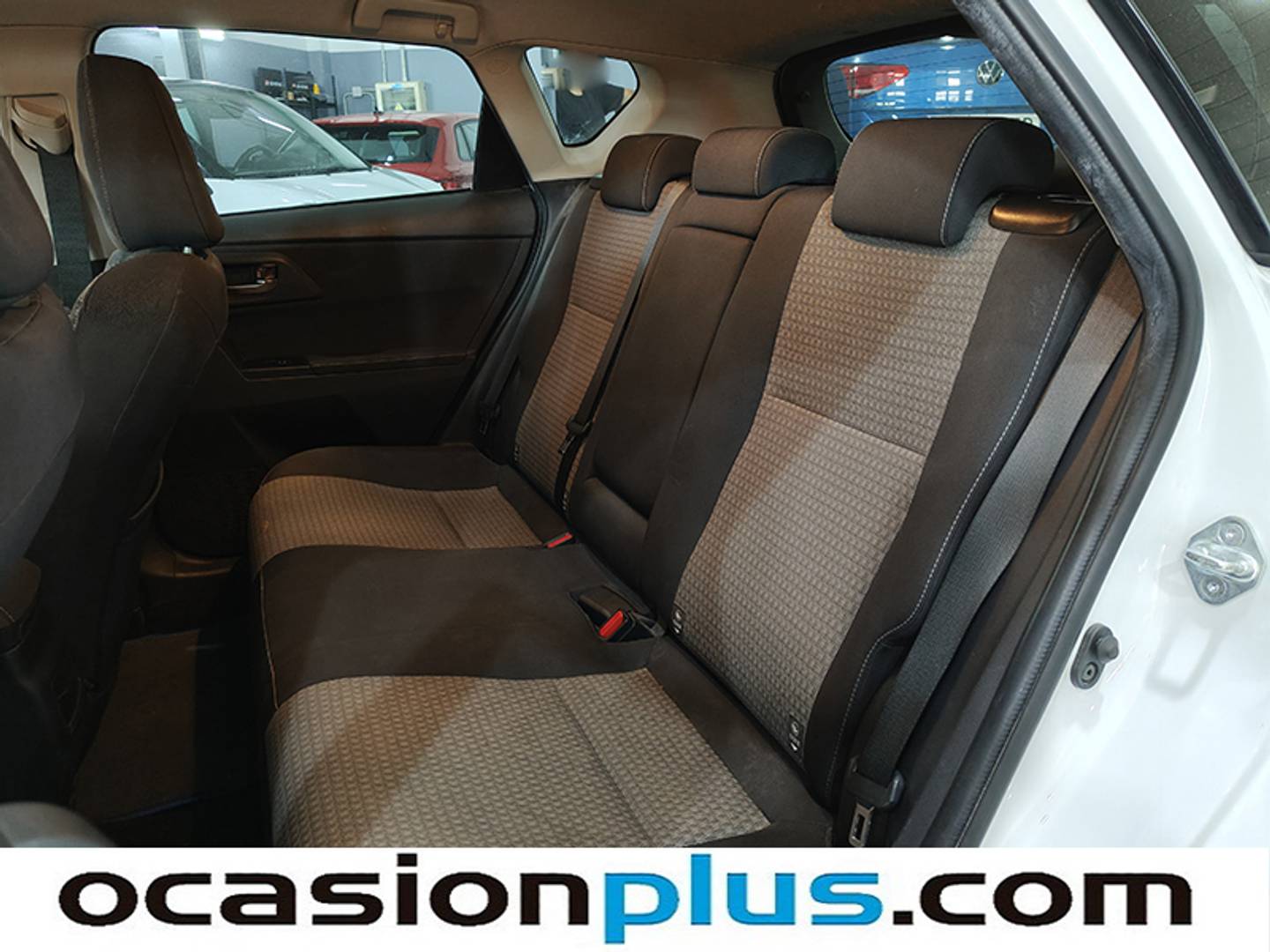 Foto Toyota Auris Toyota Auris 140H Hybrid Feel! Edition (136 CV)