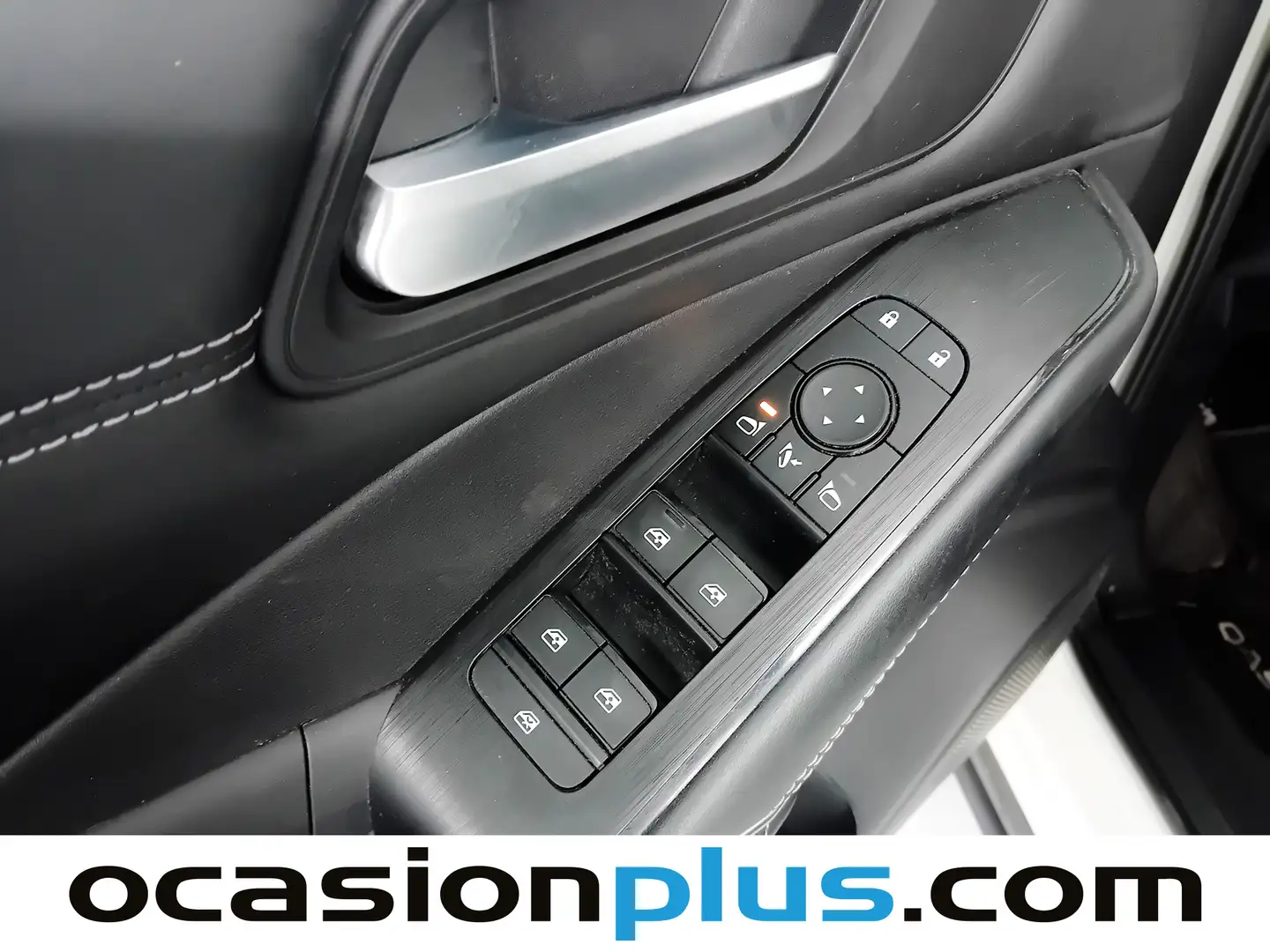 Foto Nissan QASHQAI Nissan Qashqai DIG-T 140 mHEV N-Connecta 4x2 (140 CV)