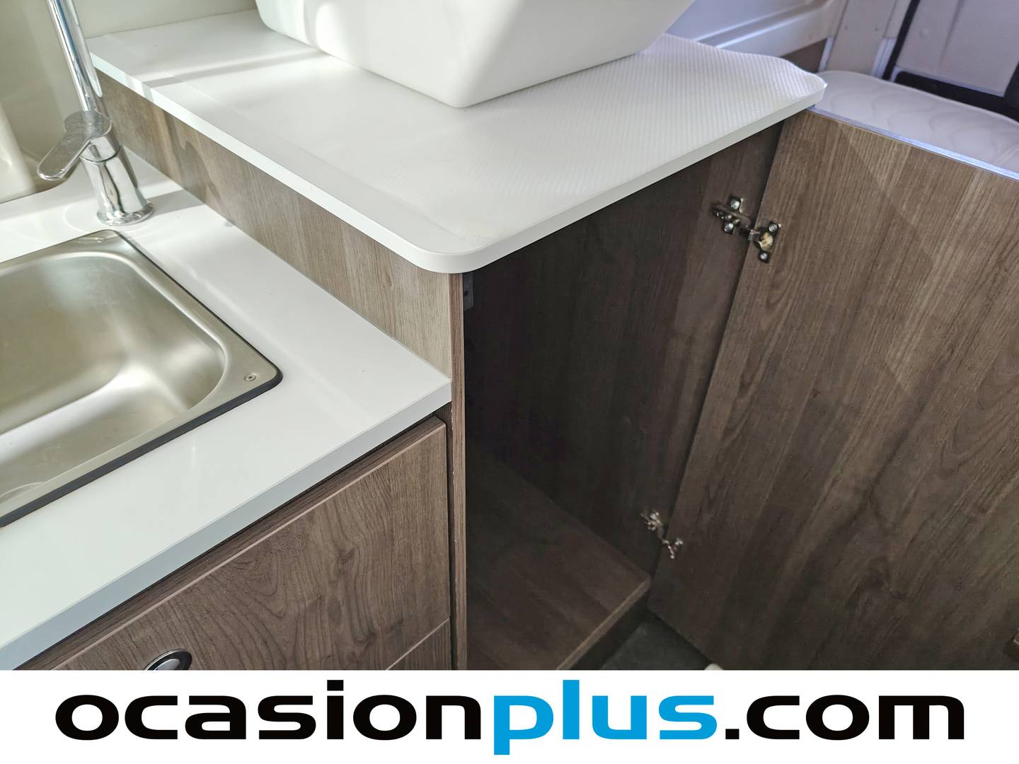 Benimar BENIVAN Benimar BENIVAN B120 ES (140 CV) 4 Plazas diésel