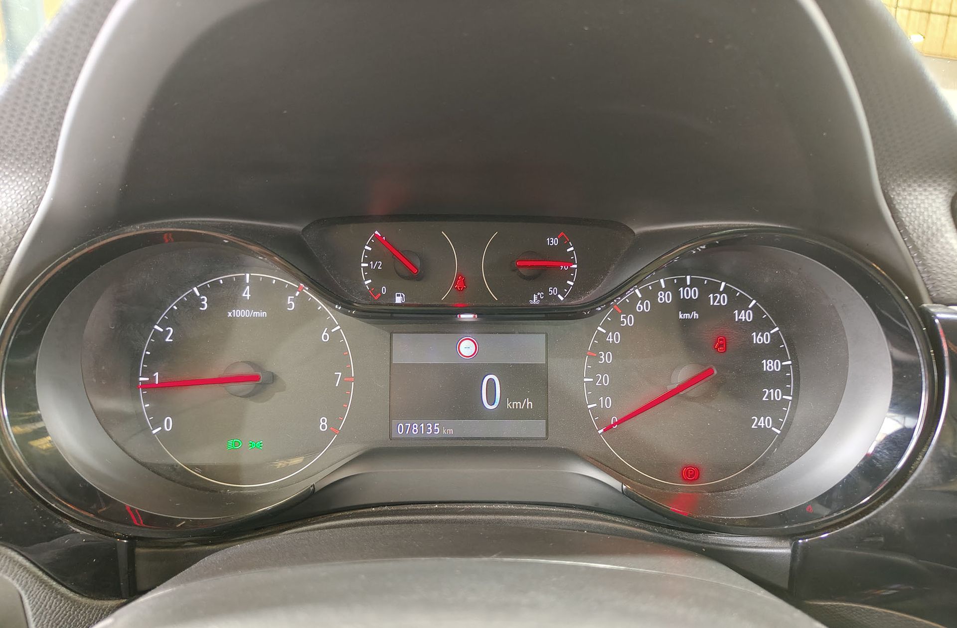 Opel Corsa 1.2 XEL Edition - foto 22