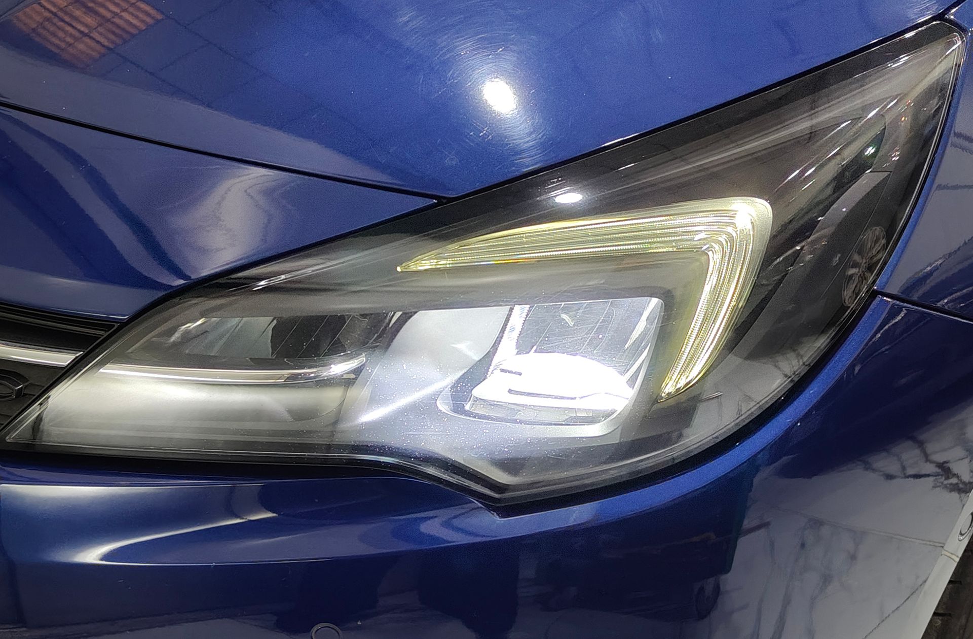 Opel Astra Sports Tourer 1.2 Turbo SHL GS Line - foto 16