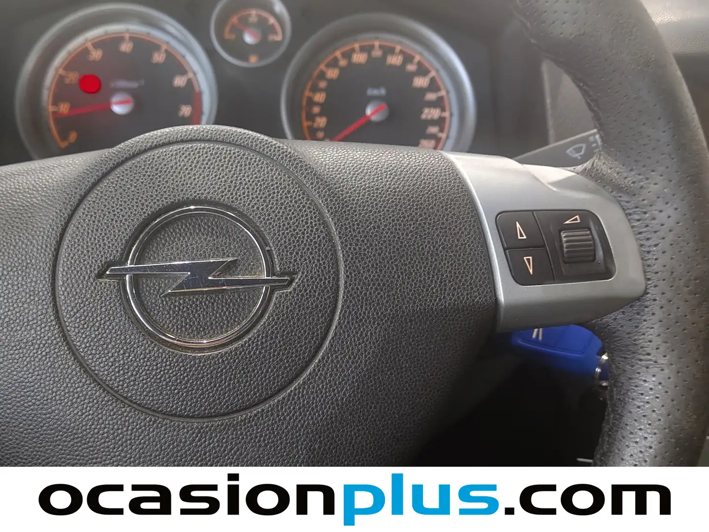 Foto Opel Astra Opel Astra 1.6 GTC Sport (115 CV)