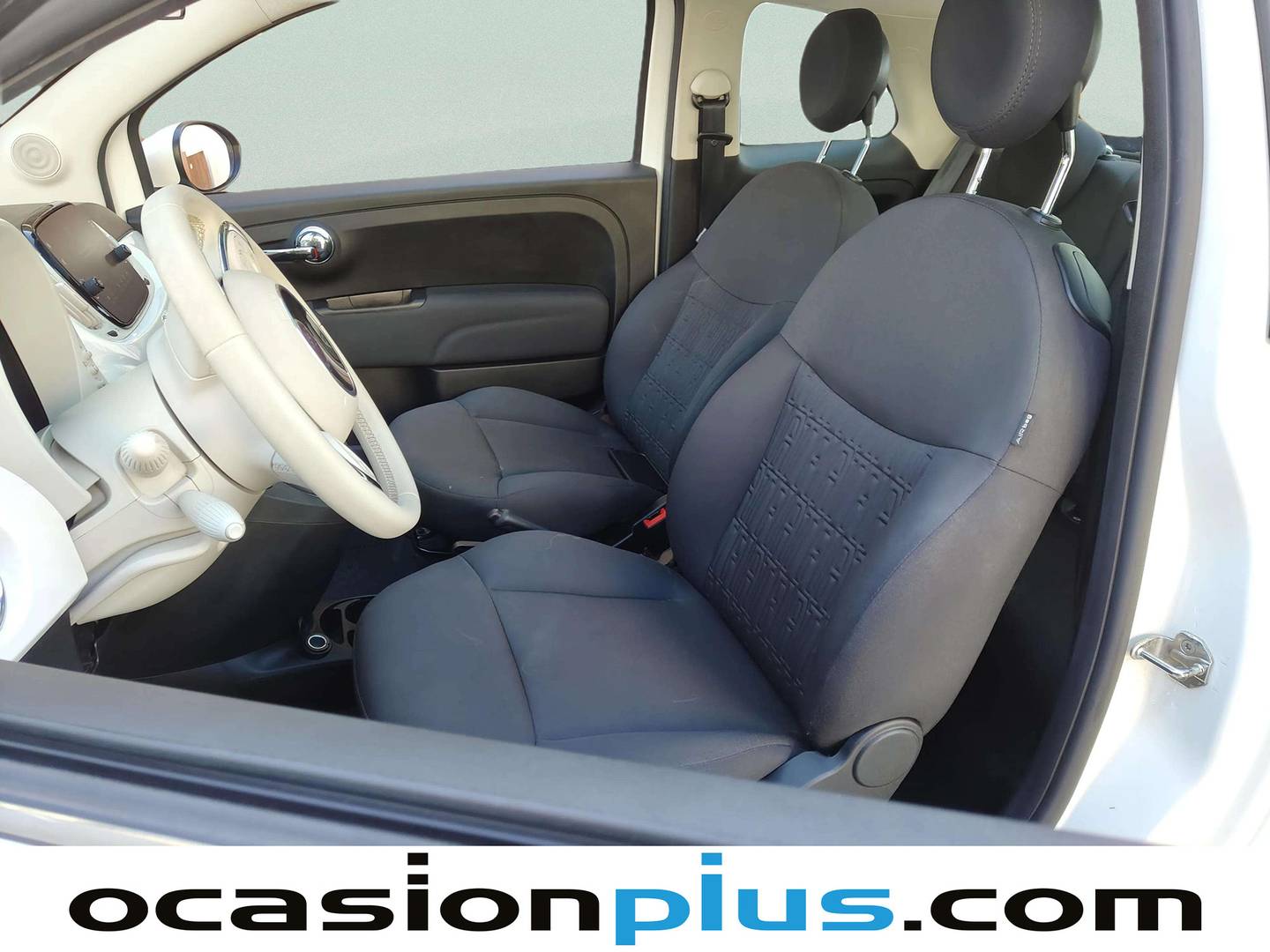 Foto asientos delanteros Fiat 500 Fiat 500 1.0 Hybrid Dolcevita (70 CV)