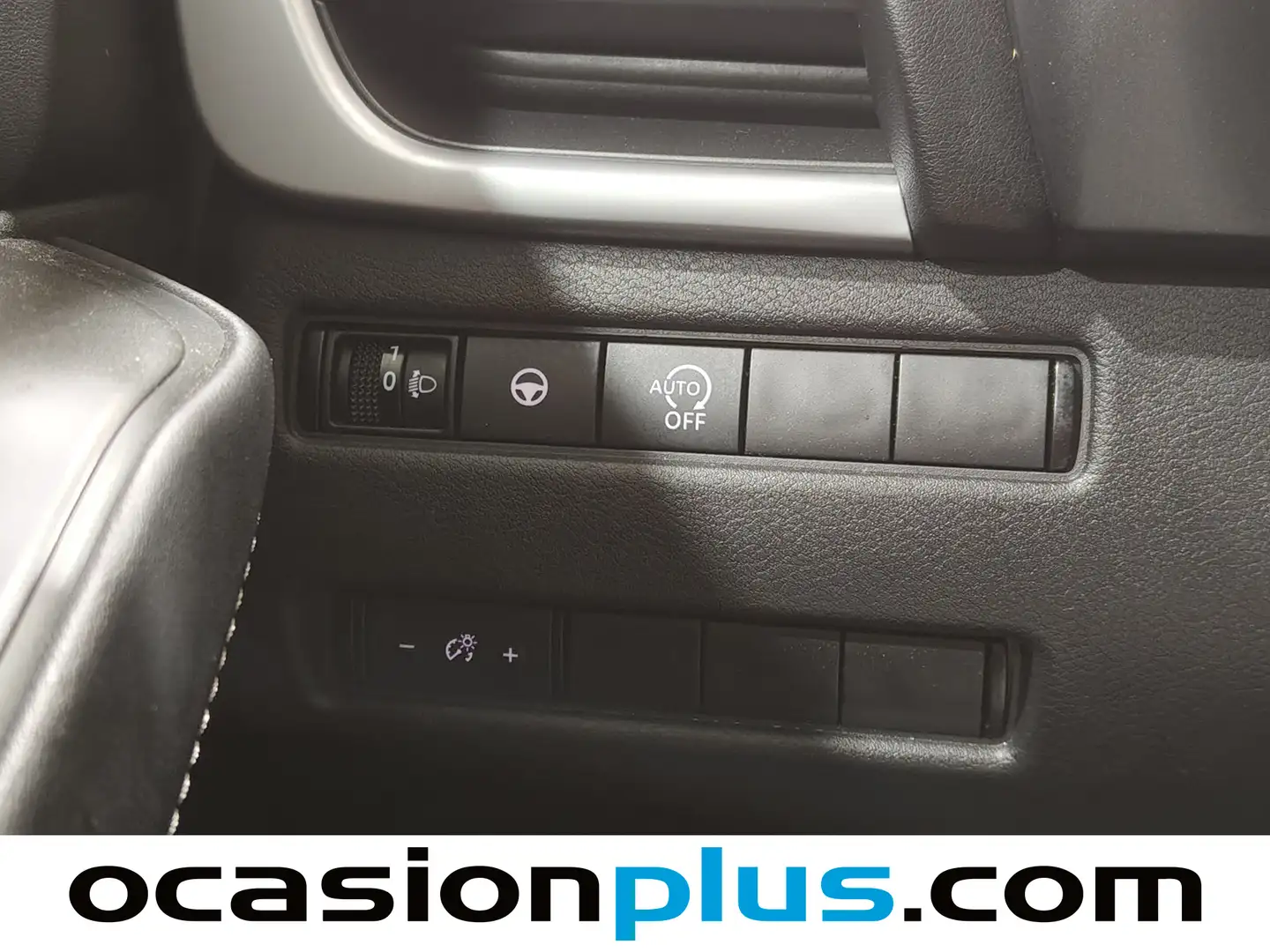 Foto Nissan QASHQAI Nissan Qashqai DIG-T 140 mHEV N-Connecta 4x2 (140 CV)