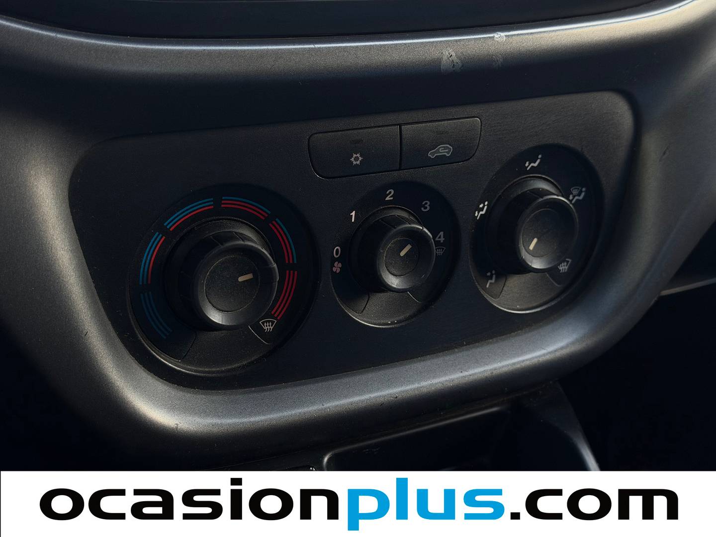 Equipamiento del Fiat Doblò Fiat Dobló Panorama 1.3 Multijet Pop N1 (90 CV)
