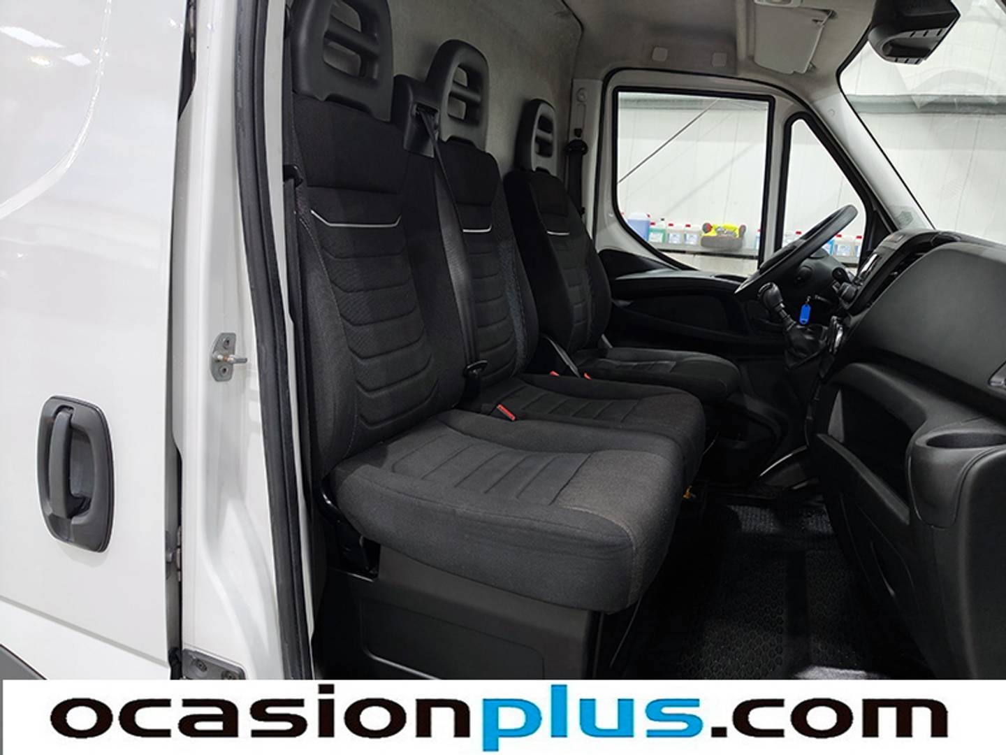 Iveco Daily Iveco Daily Furgon 35S 16 V 3520L/H2 (156 CV) de segunda mano