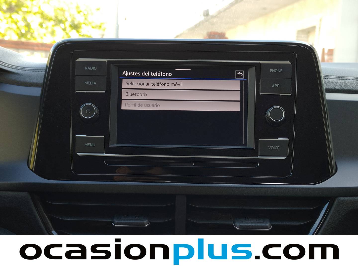 Foto Volkswagen T-Roc Volkswagen T-Roc 1.0 TSI  (110 CV)