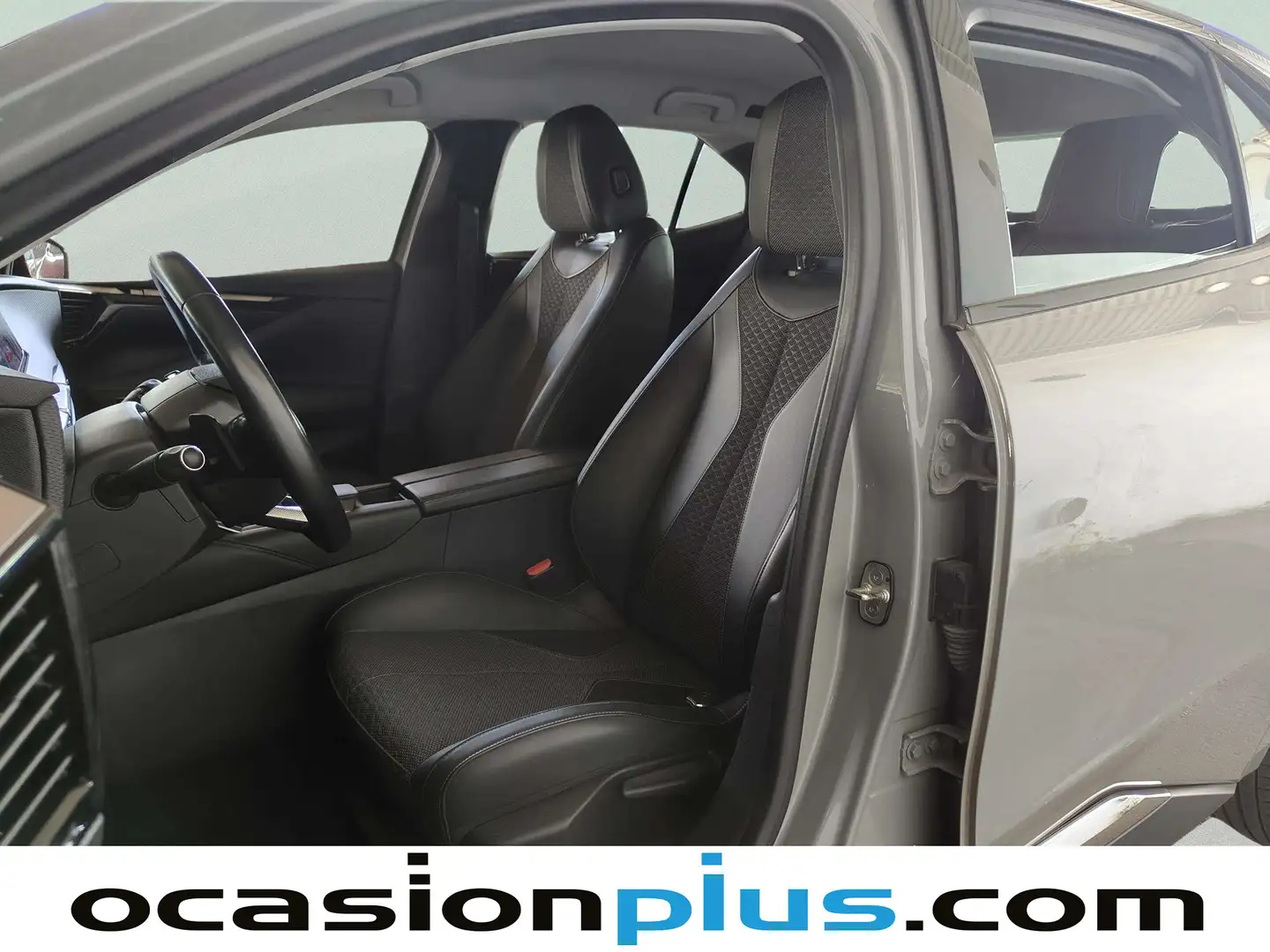 Foto DS DS 4 DS DS4 BlueHDi 130 Trocadero Auto (130 CV)