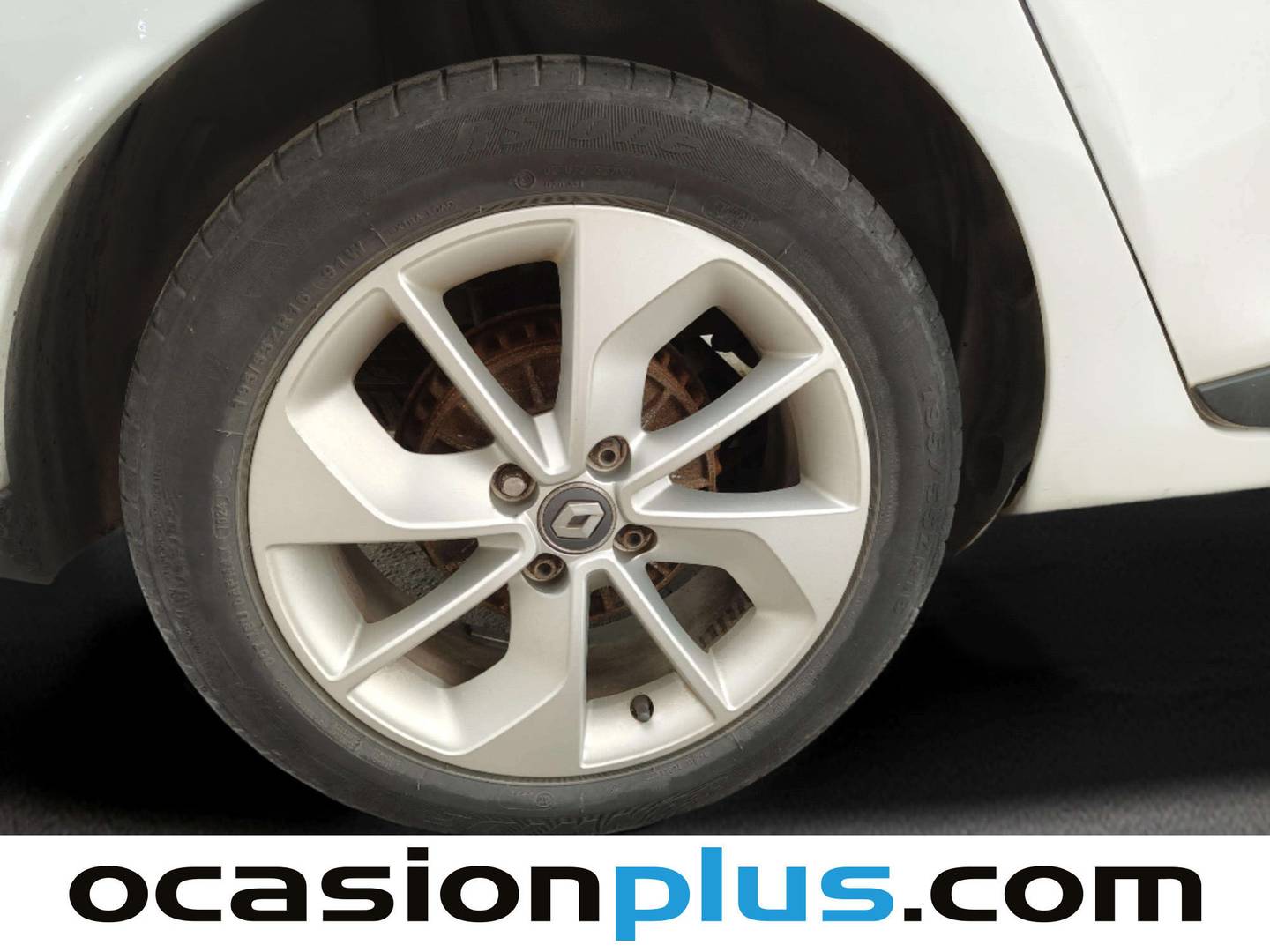 Acabados Renault Clio Renault Clio Sport Tourer 1.2 Limited (75 CV)