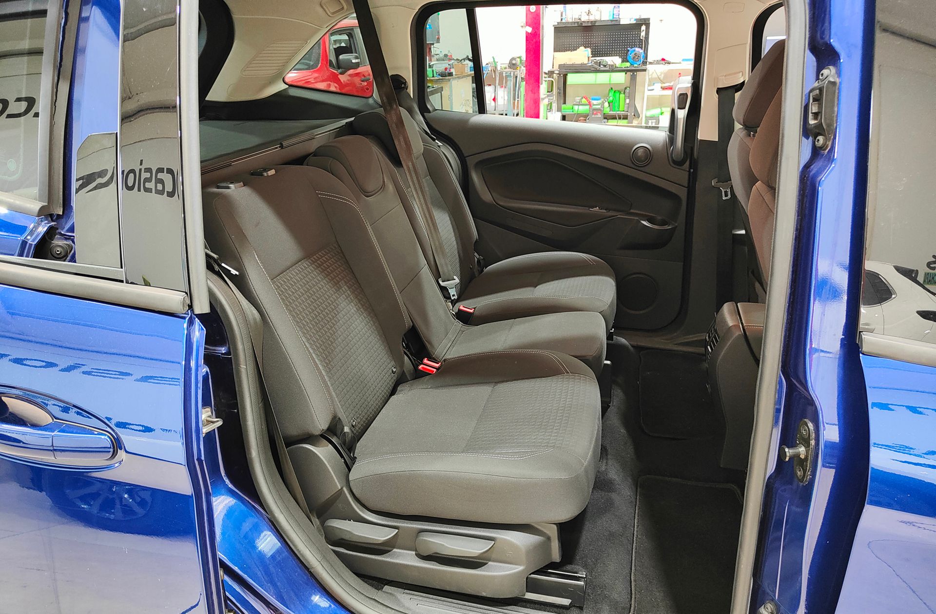 Ford Grand C-Max 1.0 EcoBoost Trend+ - foto 15