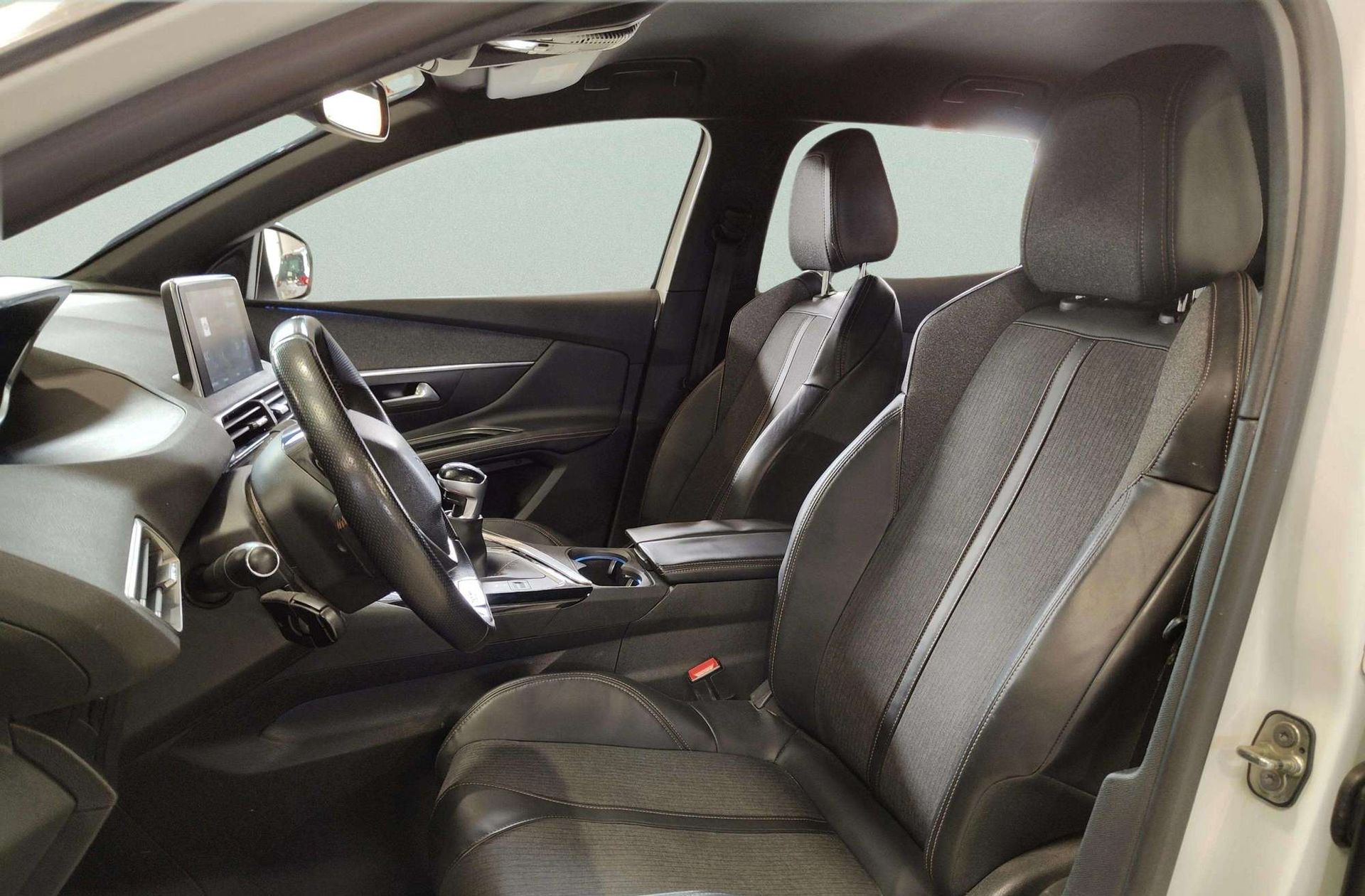 Peugeot 3008 PureTech 130 GT Line - foto 10