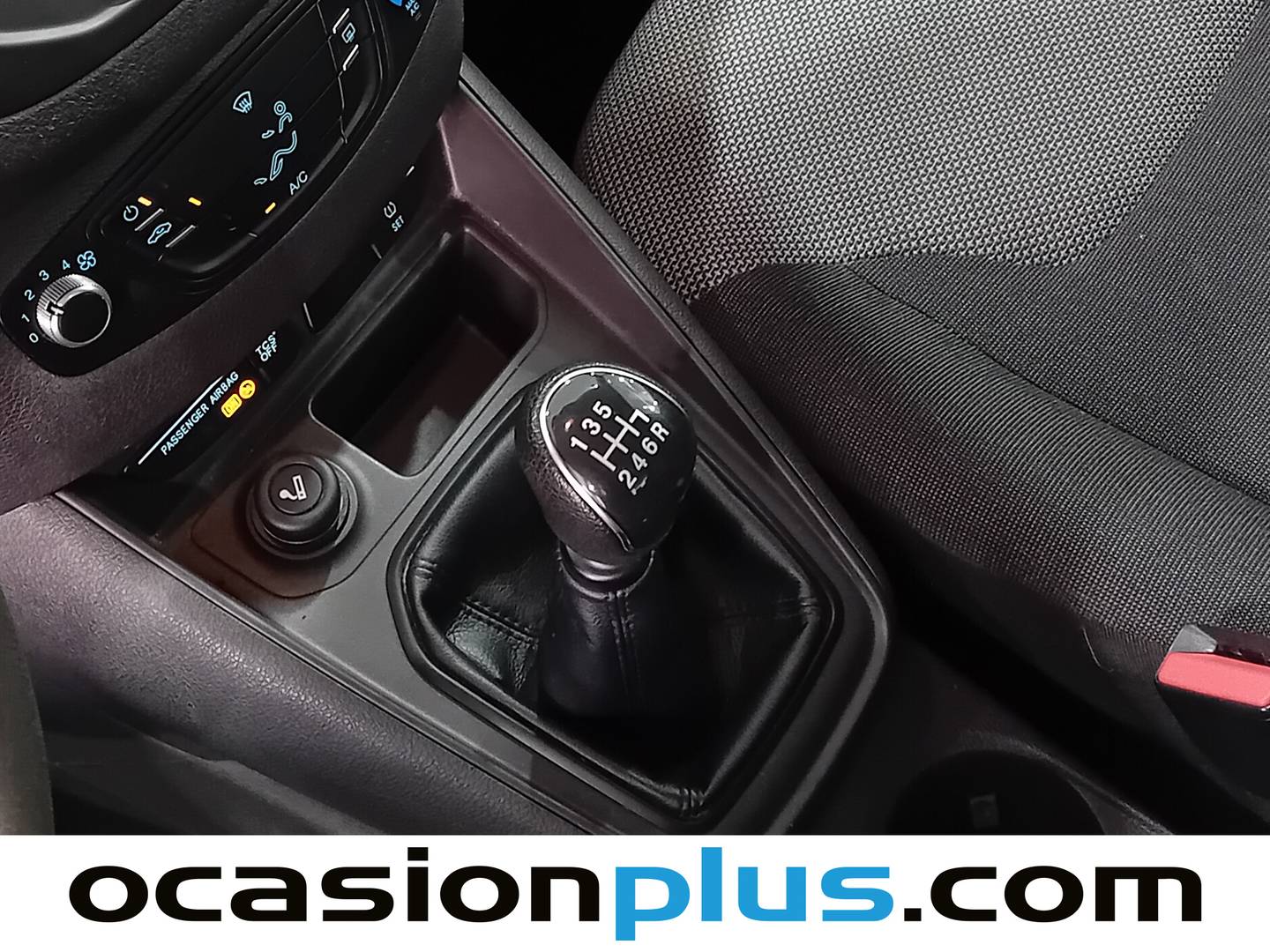 Ford Tourneo Courier Ford Tourneo Courier 1.0 EcoBoost Ambiente (100 CV) de segunda mano