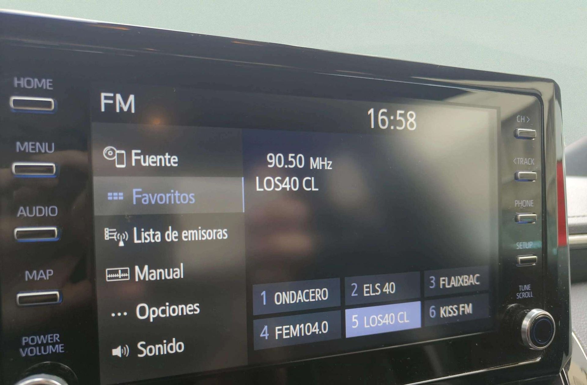 Toyota Corolla 180H GR-Sport E-CVT - foto 39