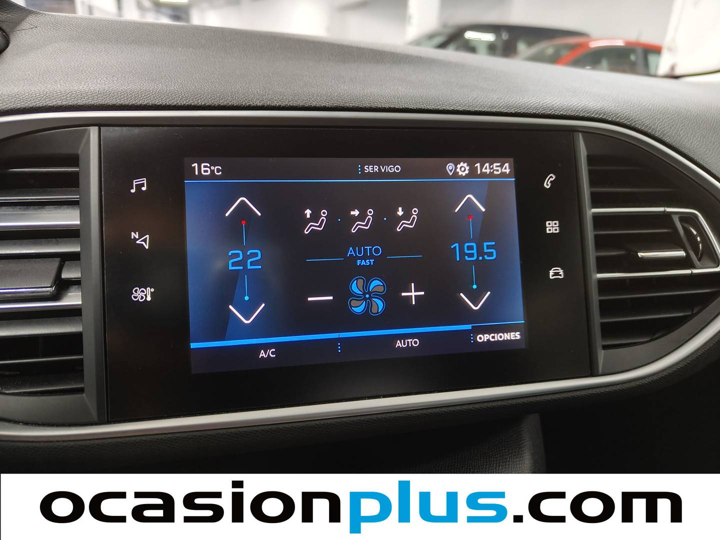 Foto Peugeot 308 Peugeot 308 BlueHDi 100 S&S Style (100 CV)