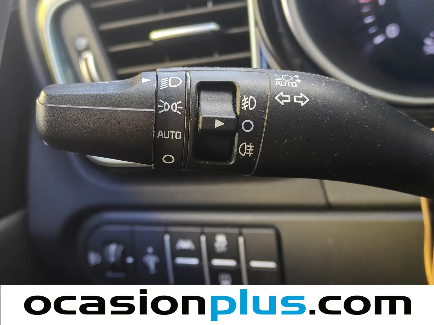 Foto KIA Ceed Tourer Kia Ceed Tourer 1.0 MHEV Style Edition DCT (100 CV)