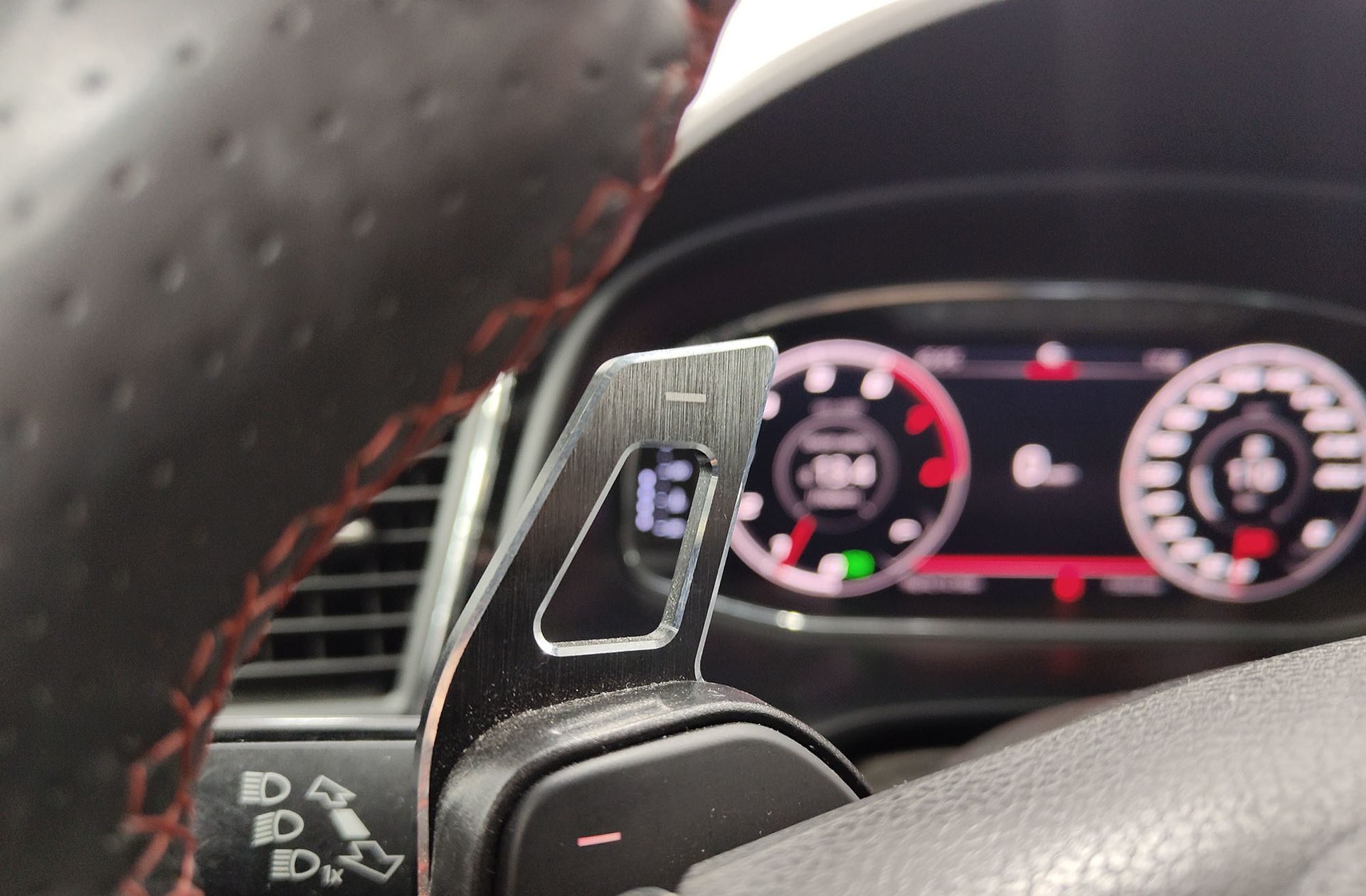 SEAT León 2.0 TSI FR Edition Plus DSG - foto 35