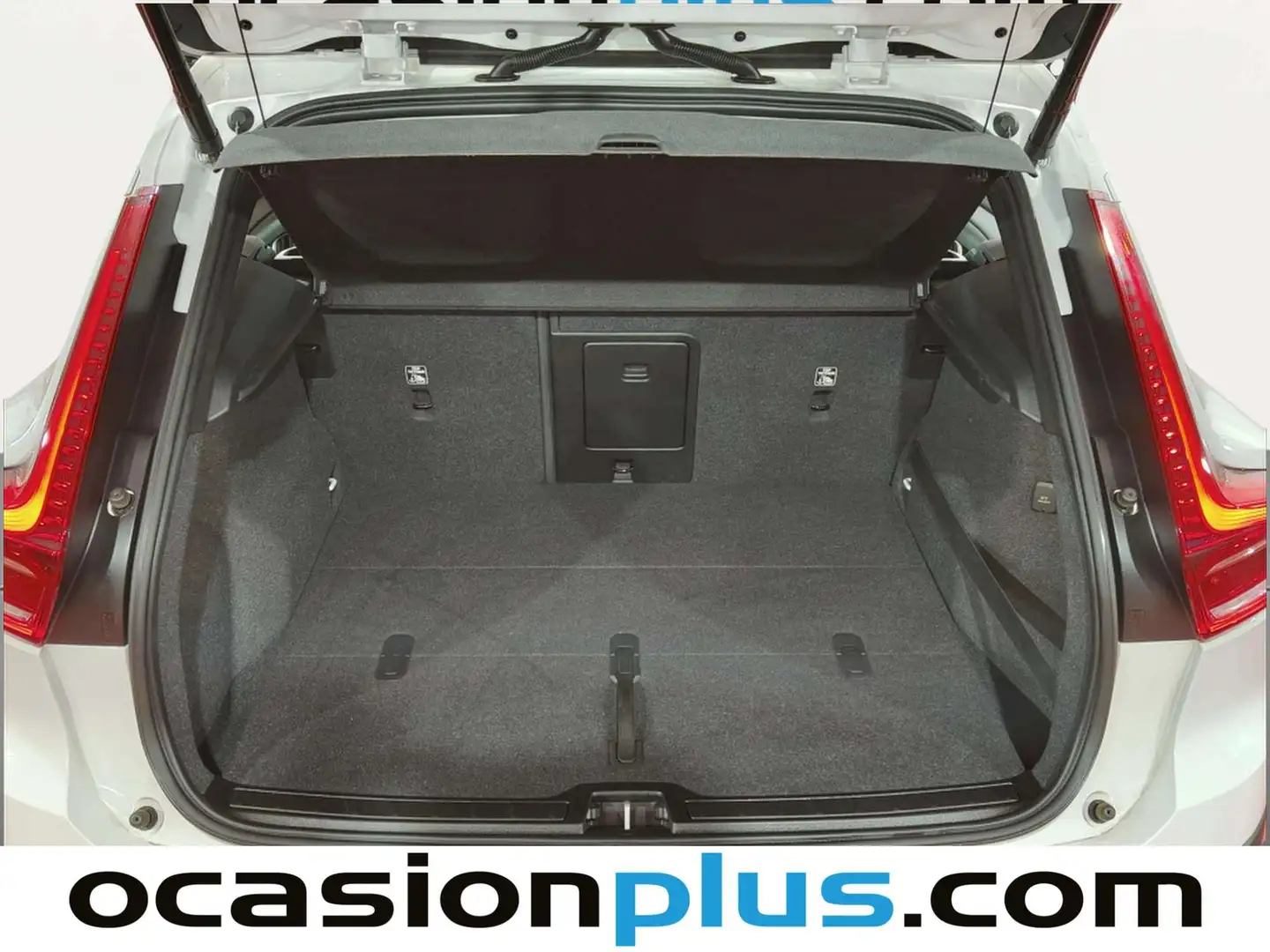 Foto Volvo XC40 Volvo XC40 D3 Business Plus (150 CV)