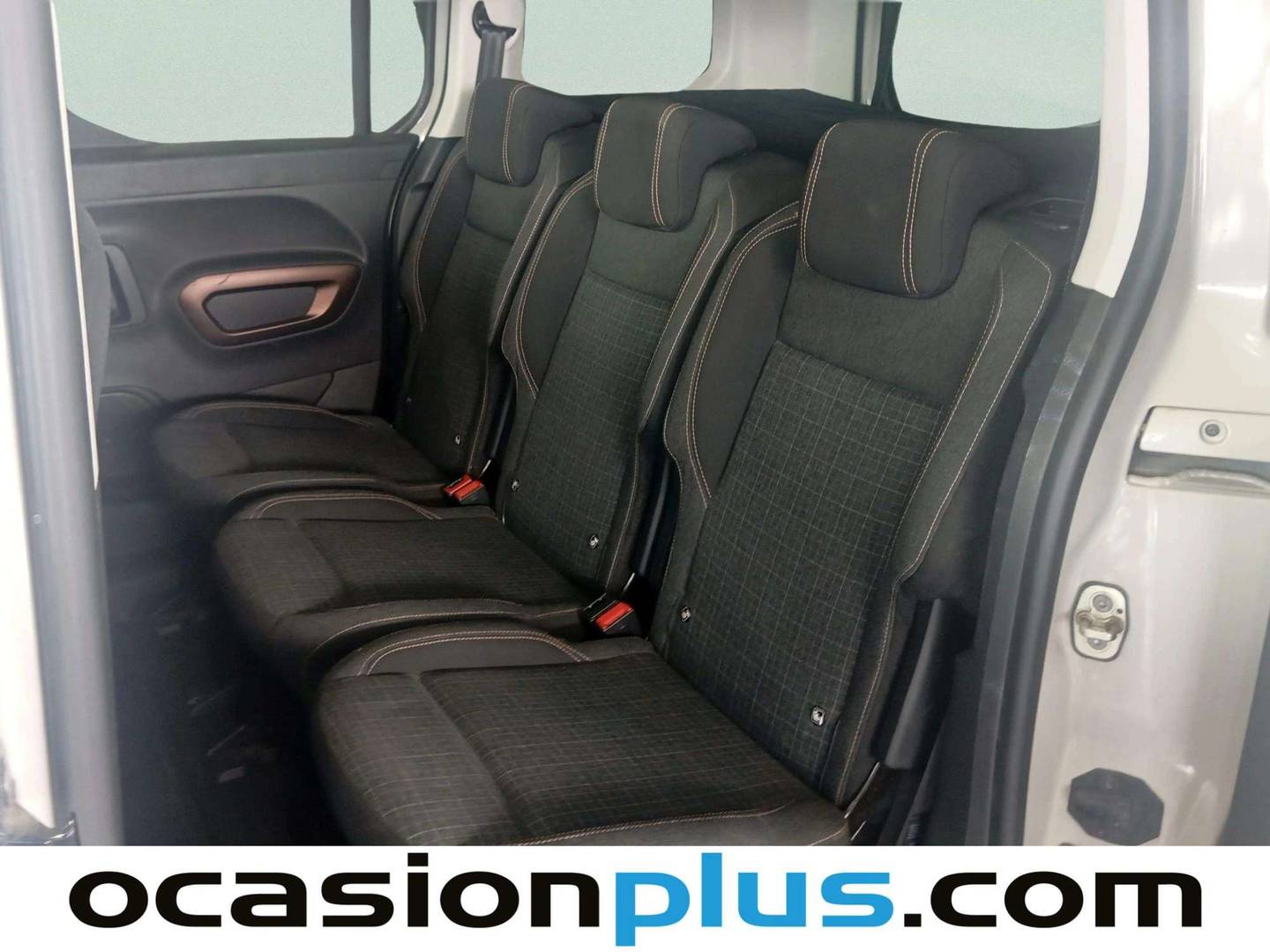 Foto asientos traseros Peugeot Rifter Peugeot Rifter BlueHDi 130 GT Line Standard (130 CV)