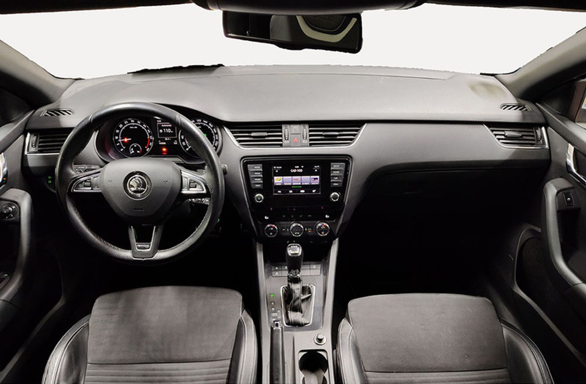 Škoda Octavia Combi 2.0 TDI RS DSG - foto 8