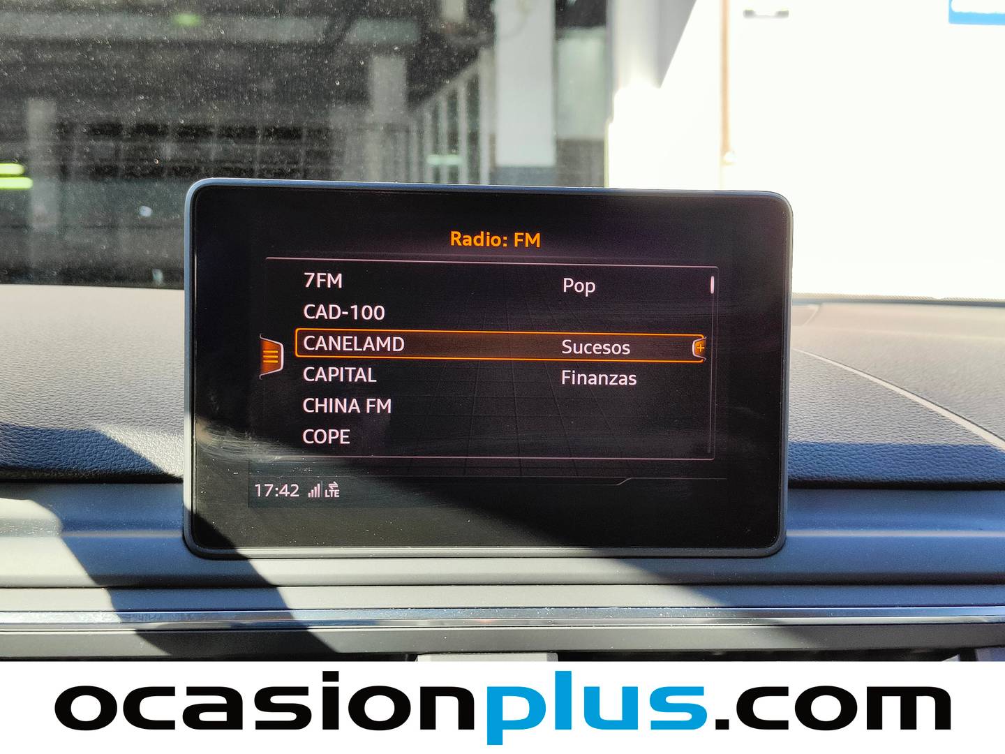 Foto Audi A4 Audi A4 Avant Black Line edition 1.4 TFSI (150 CV)