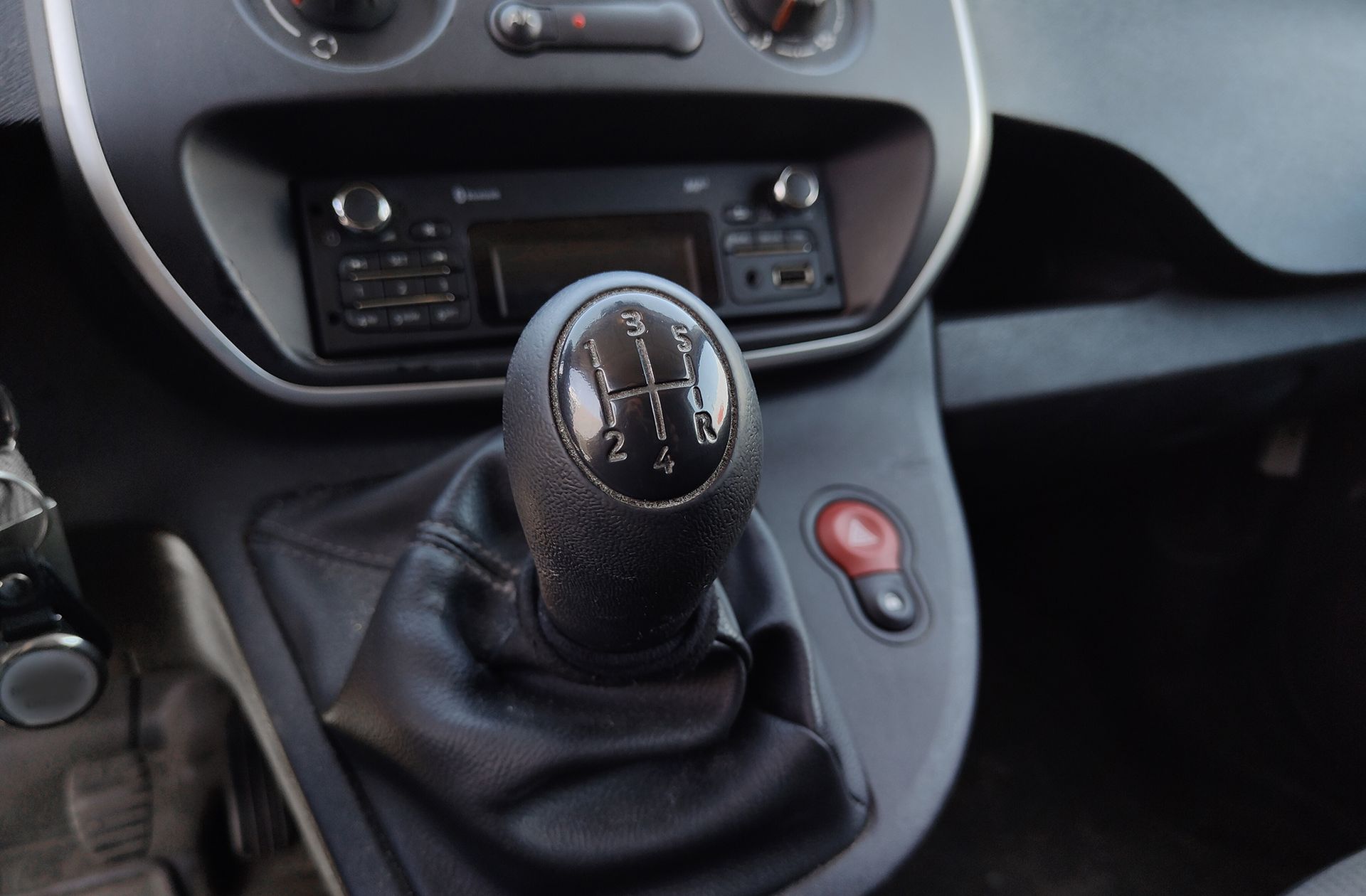 Renault Kangoo Furgon Profesional dCi - foto 5