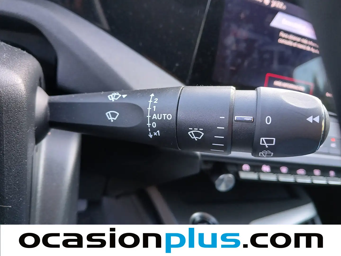 Foto Peugeot 308 Peugeot 308 Allure Hybrid eDCS6 (145 CV)