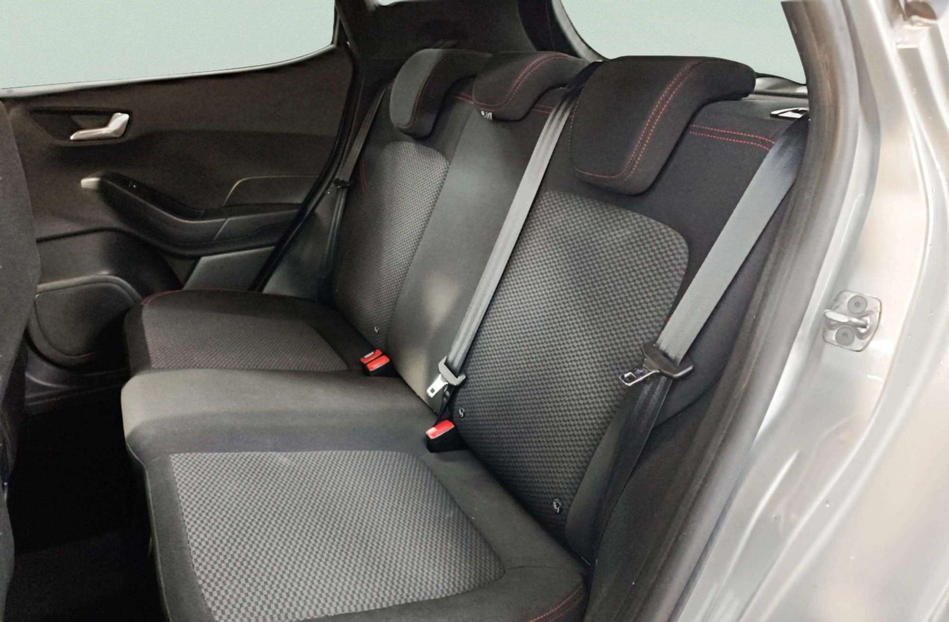 Ford Fiesta 1.0 EcoBoost ST-Line - foto 11
