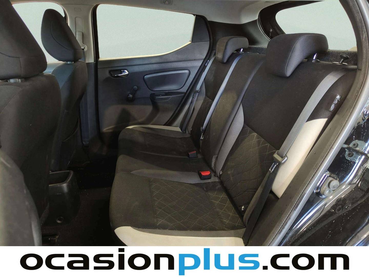 Foto asientos traseros Nissan Micra Nissan Micra 1.5 dCi Acenta (90 CV)