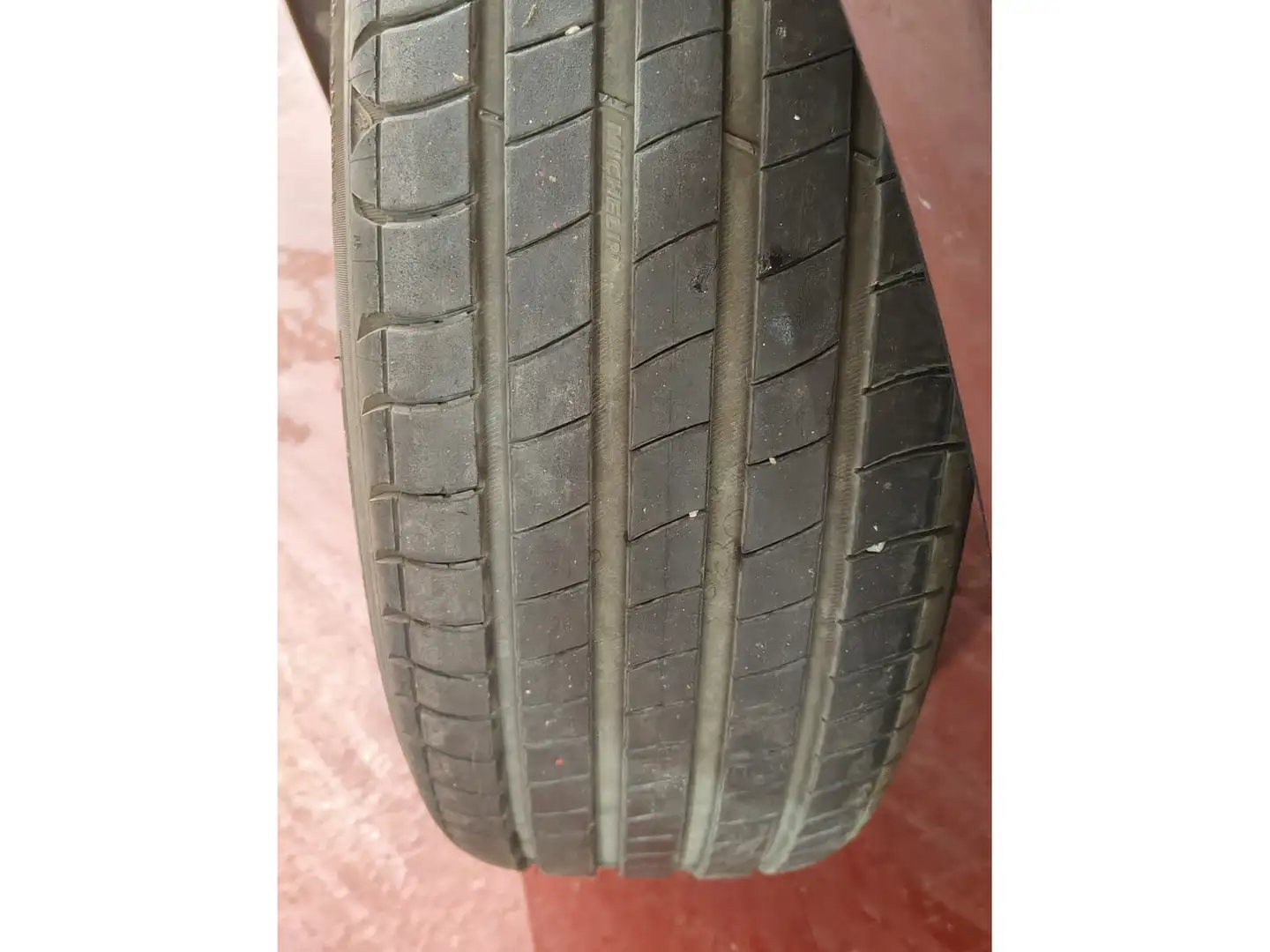 Foto Peugeot 208 Peugeot 208 PureTech 100 Allure (100 CV)