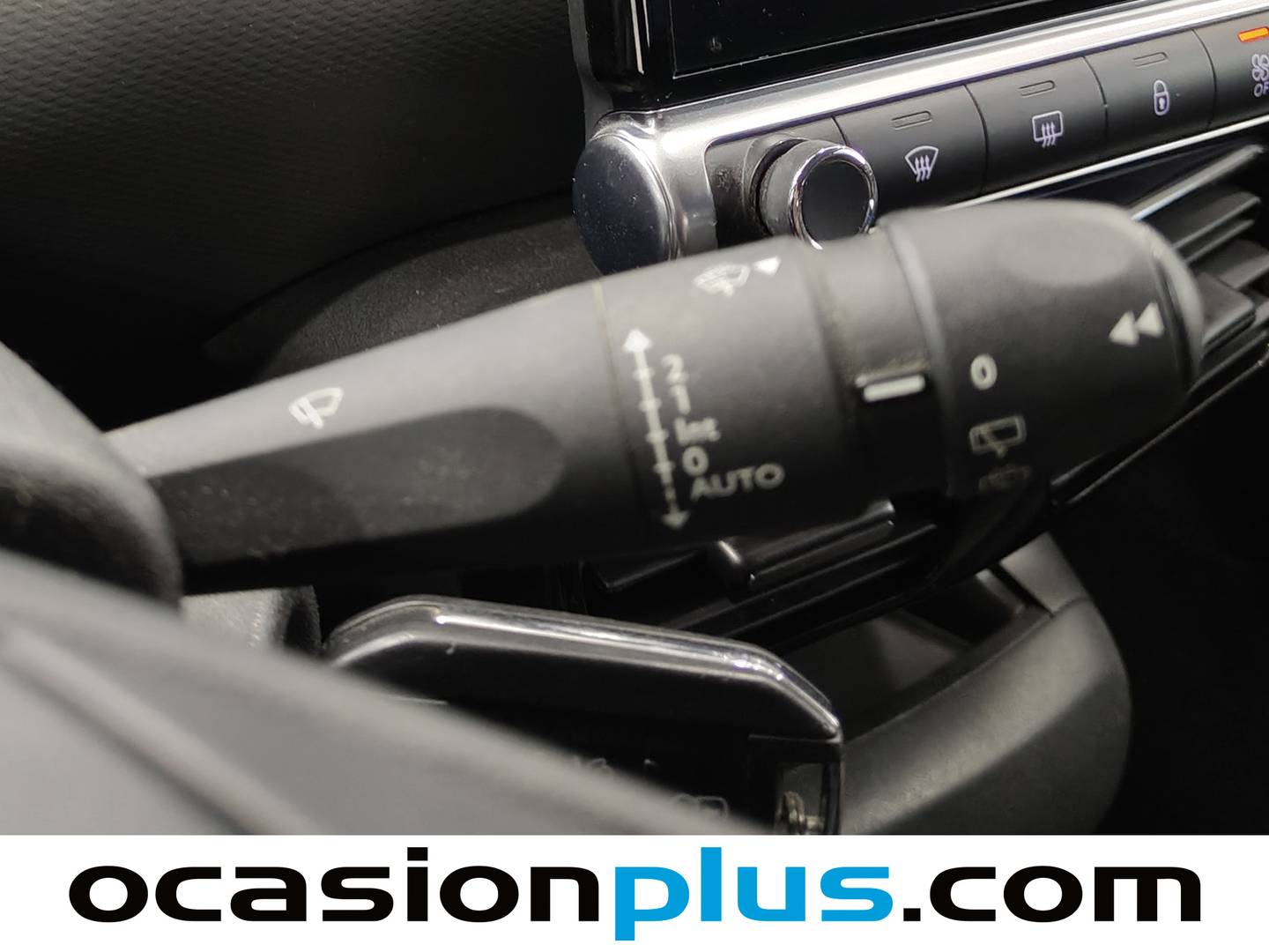 Foto Citroën C4 Cactus Citroen C4 Cactus BlueHDi 100 Shine (100 CV)