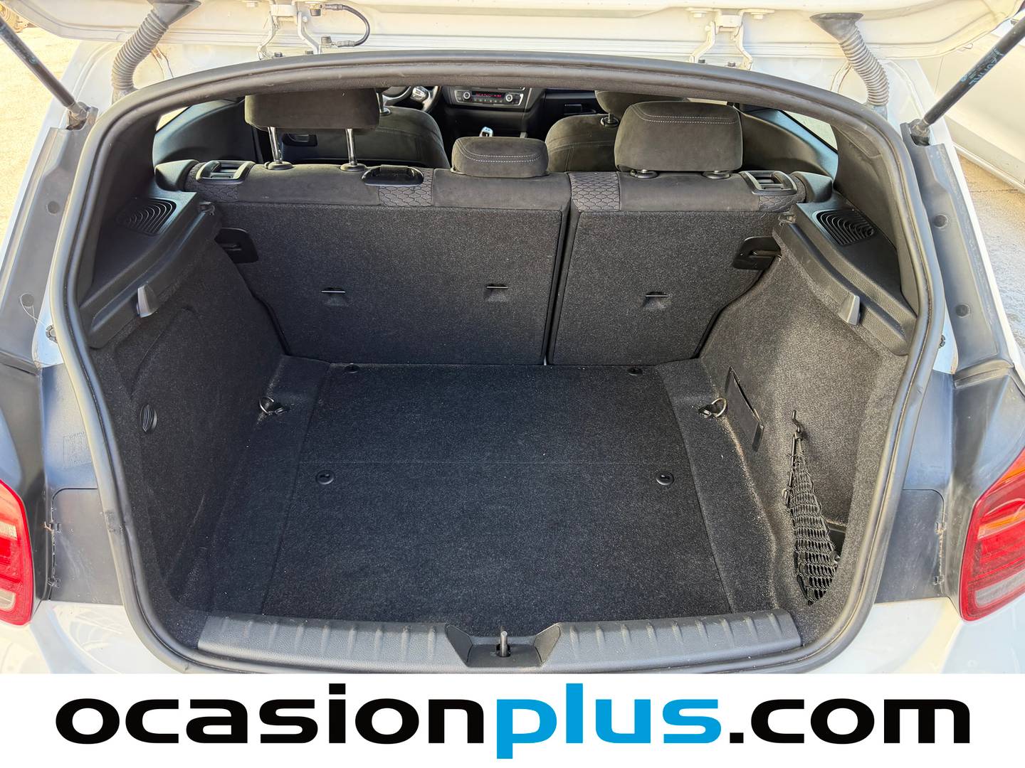 Fotos maletero BMW Serie 1 BMW Serie 1 118d (143 CV) Pack M