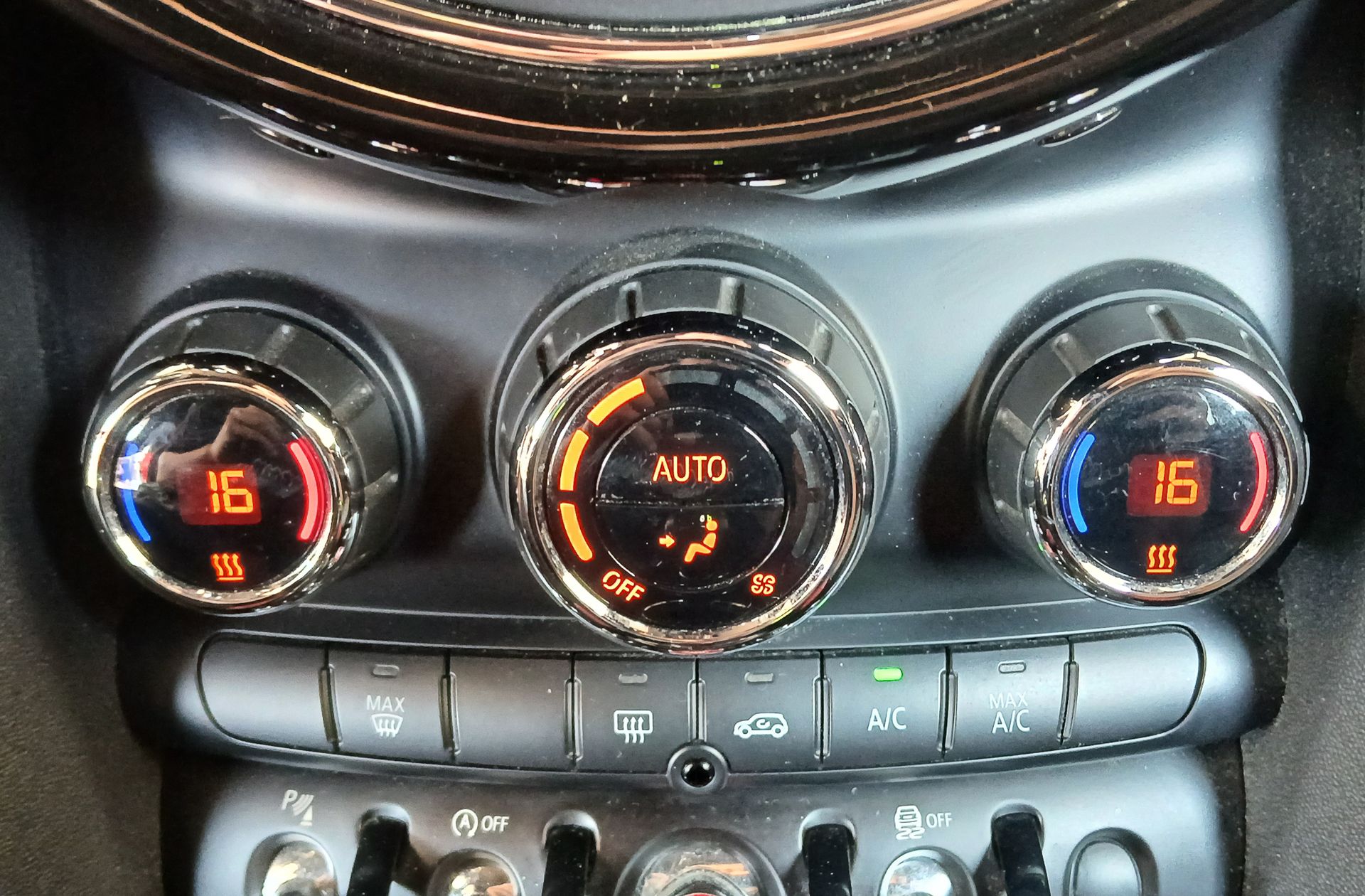 MINI Cooper John Cooper Works - foto 34