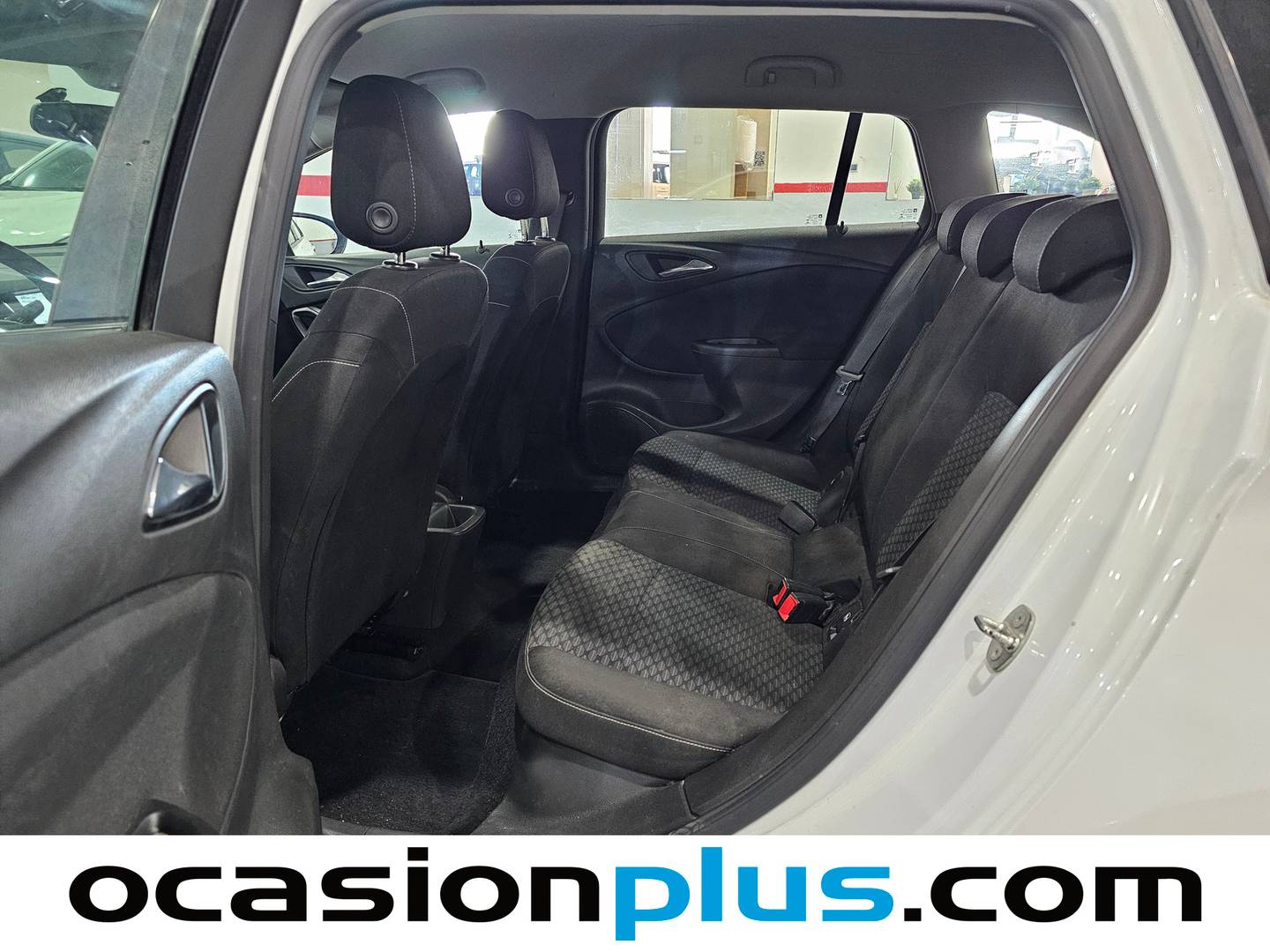 Foto Opel Astra Opel Astra Sports Tourer 1.6 CDTI Selective (110 CV)