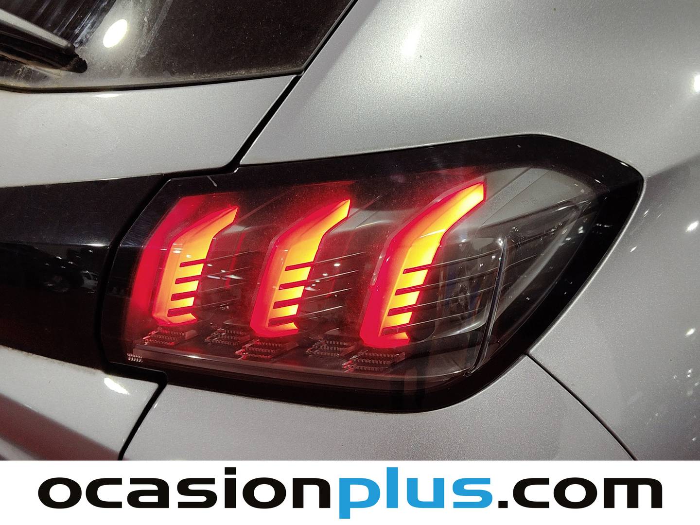 Foto Peugeot 208 Peugeot 208 PureTech 100 Allure (100 CV)