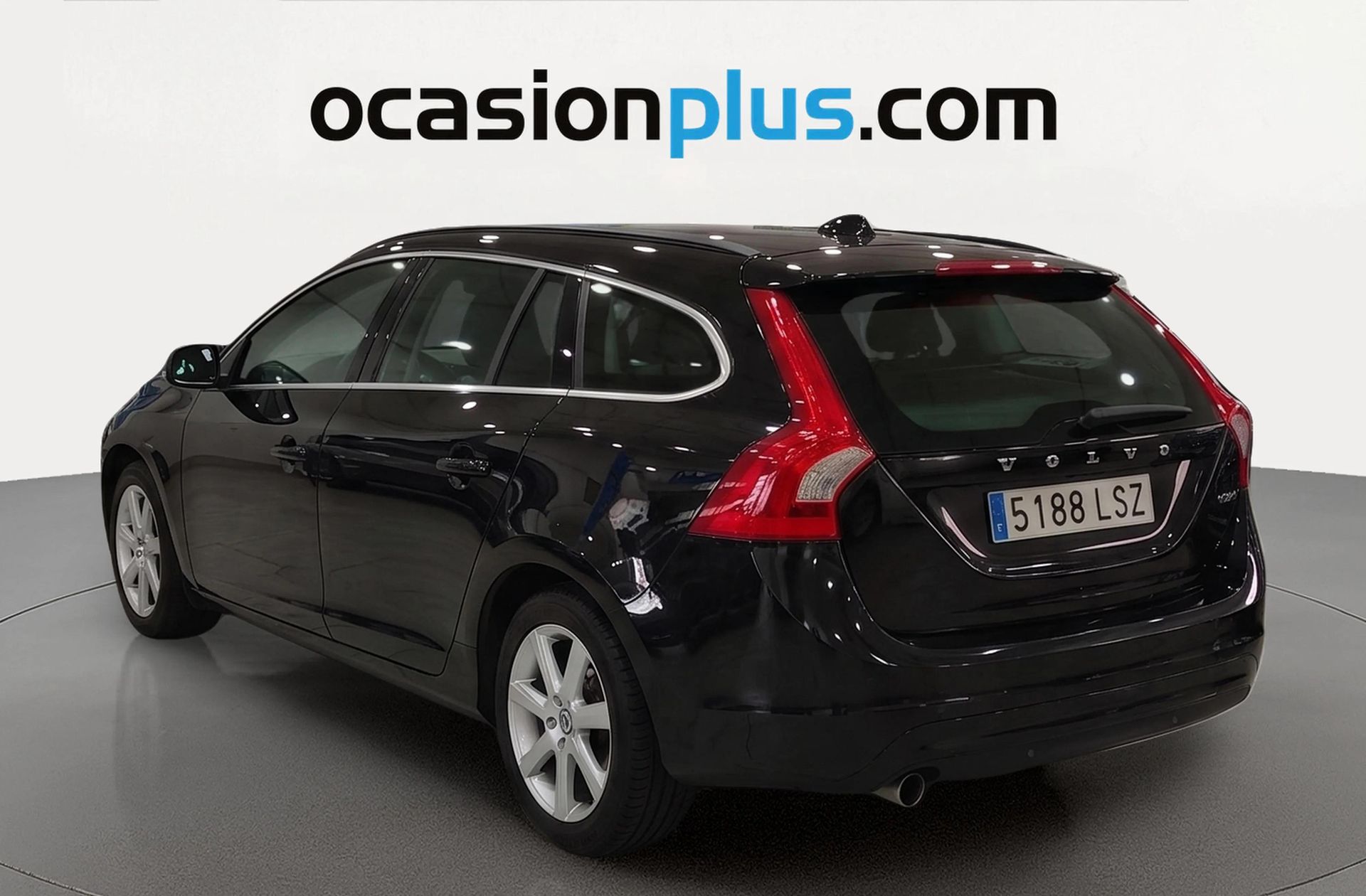 Volvo V60 D3 Momentum - foto 3