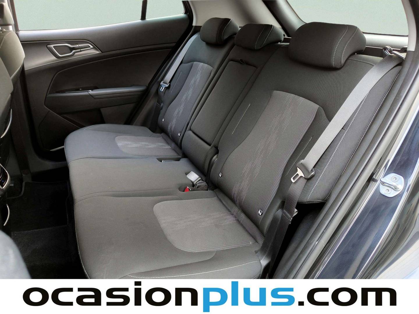Foto asientos traseros KIA Sportage KIA Sportage 1.6 T-GDi HEV Drive 4x2 (230 CV)