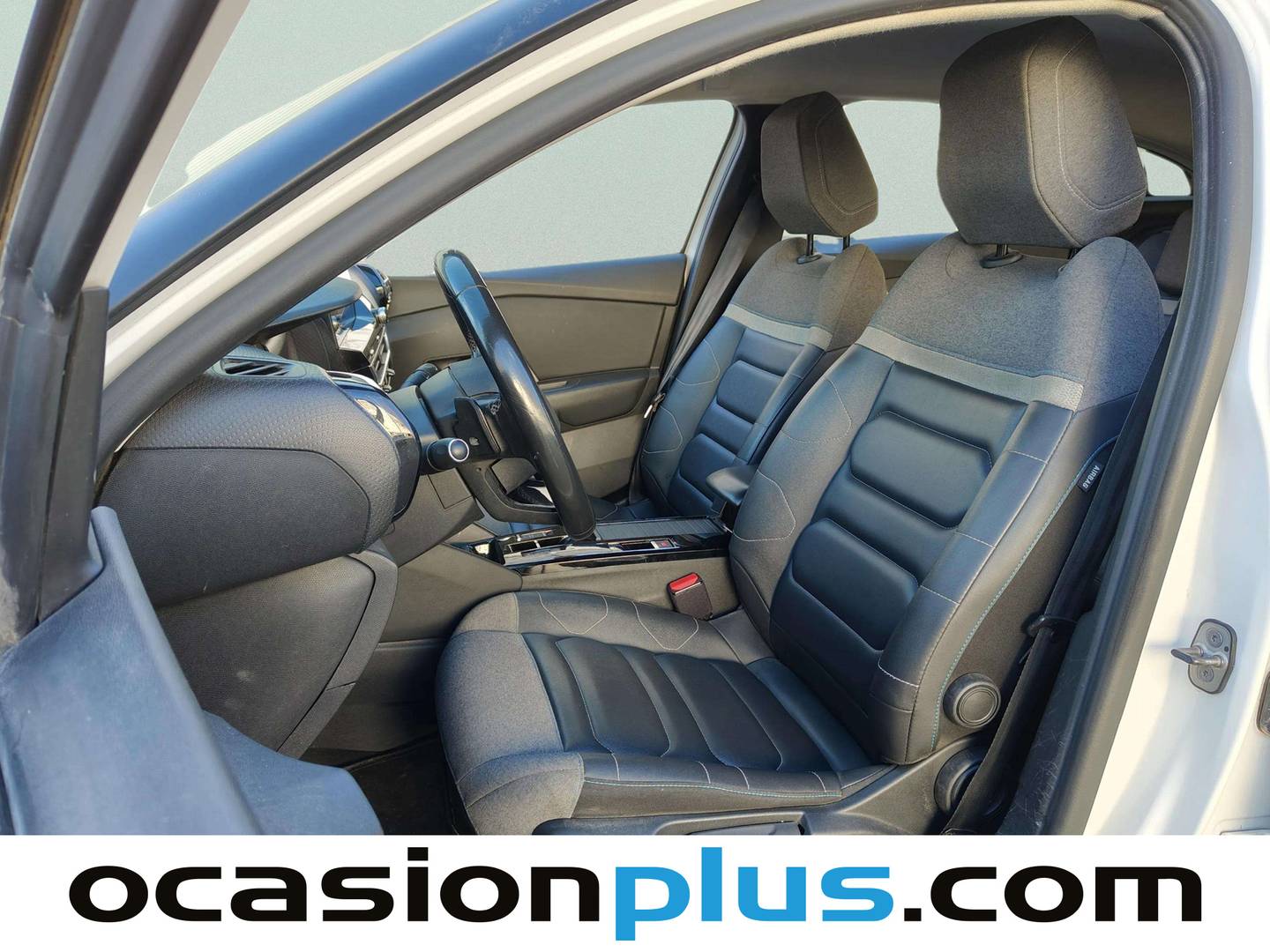 Foto Citroën C4 Citroen C4 BlueHDi 130 S&S Shine EAT8 (130 CV)