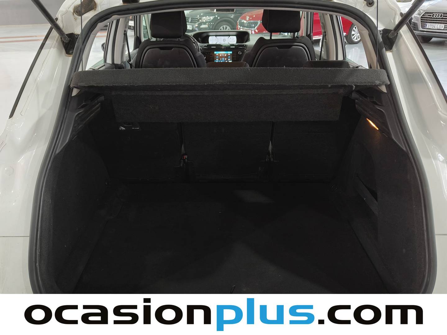 Fotos maletero Citroën C4 Spacetourer Citroën C4 Spacetourer PureTech 130 S&S Live EAT8 (130 CV)